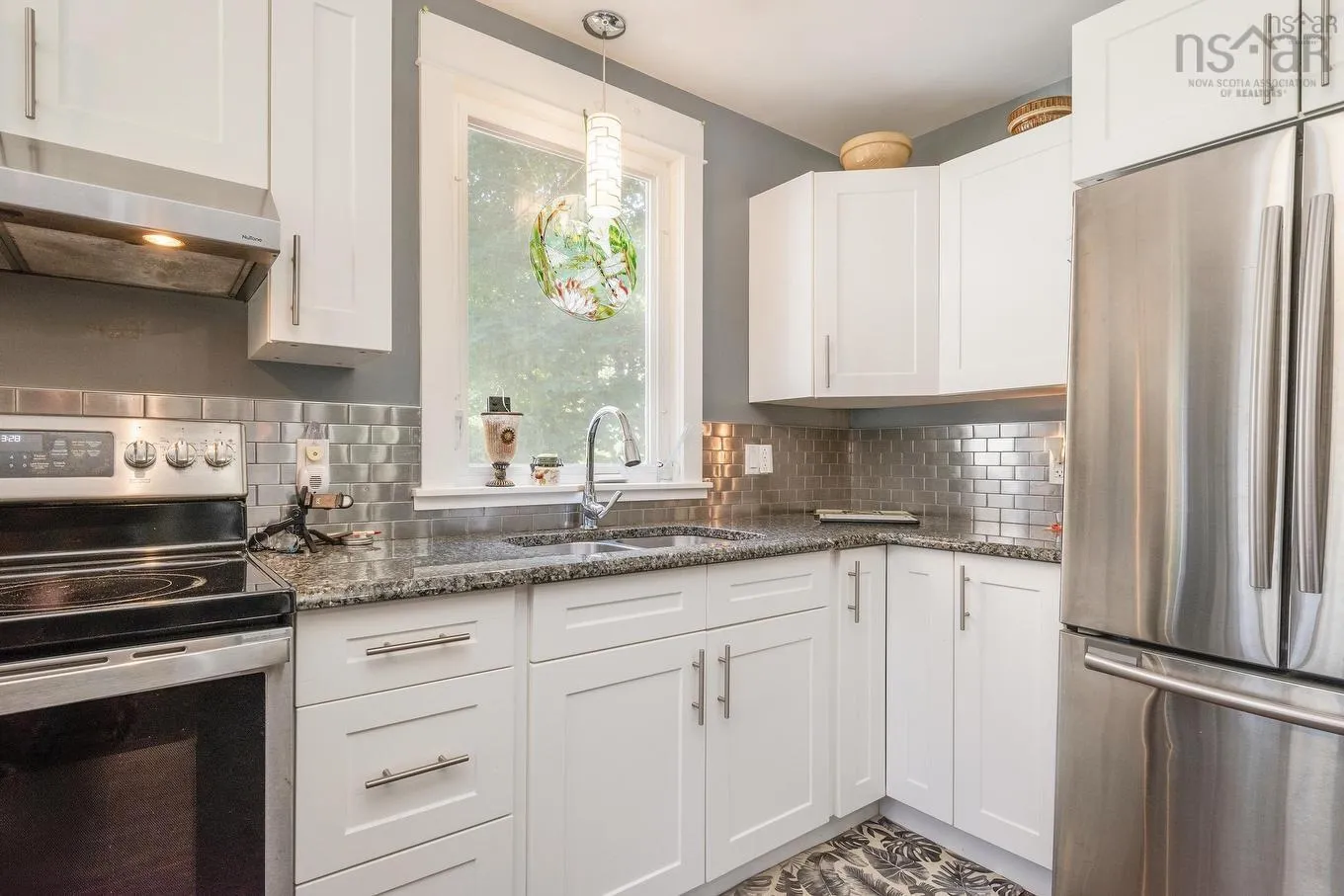 68 Connaught Avenue, Middleton, NS B0S 1P0, 4 Bedrooms Bedrooms, ,2 BathroomsBathrooms,Residential,For Sale,Connaught,202520219