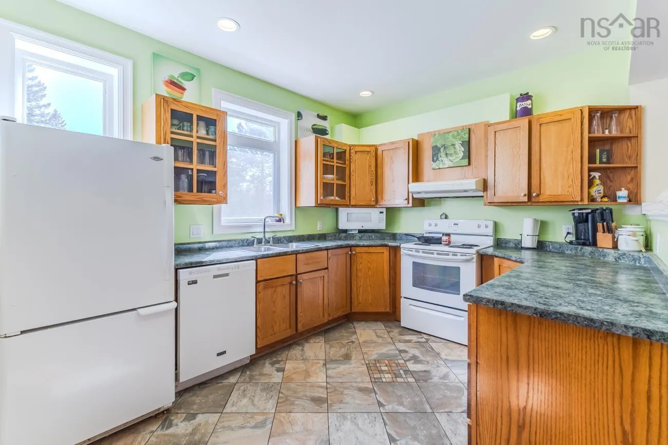 580 West North River Road, North River, NS B6L 6X7, 3 Bedrooms Bedrooms, ,2 BathroomsBathrooms,Residential,For Sale,West North River,202525547