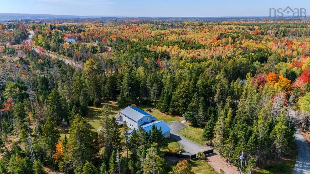 580 West North River Road, North River, NS B6L 6X7, 3 Bedrooms Bedrooms, ,2 BathroomsBathrooms,Residential,For Sale,West North River,202525547