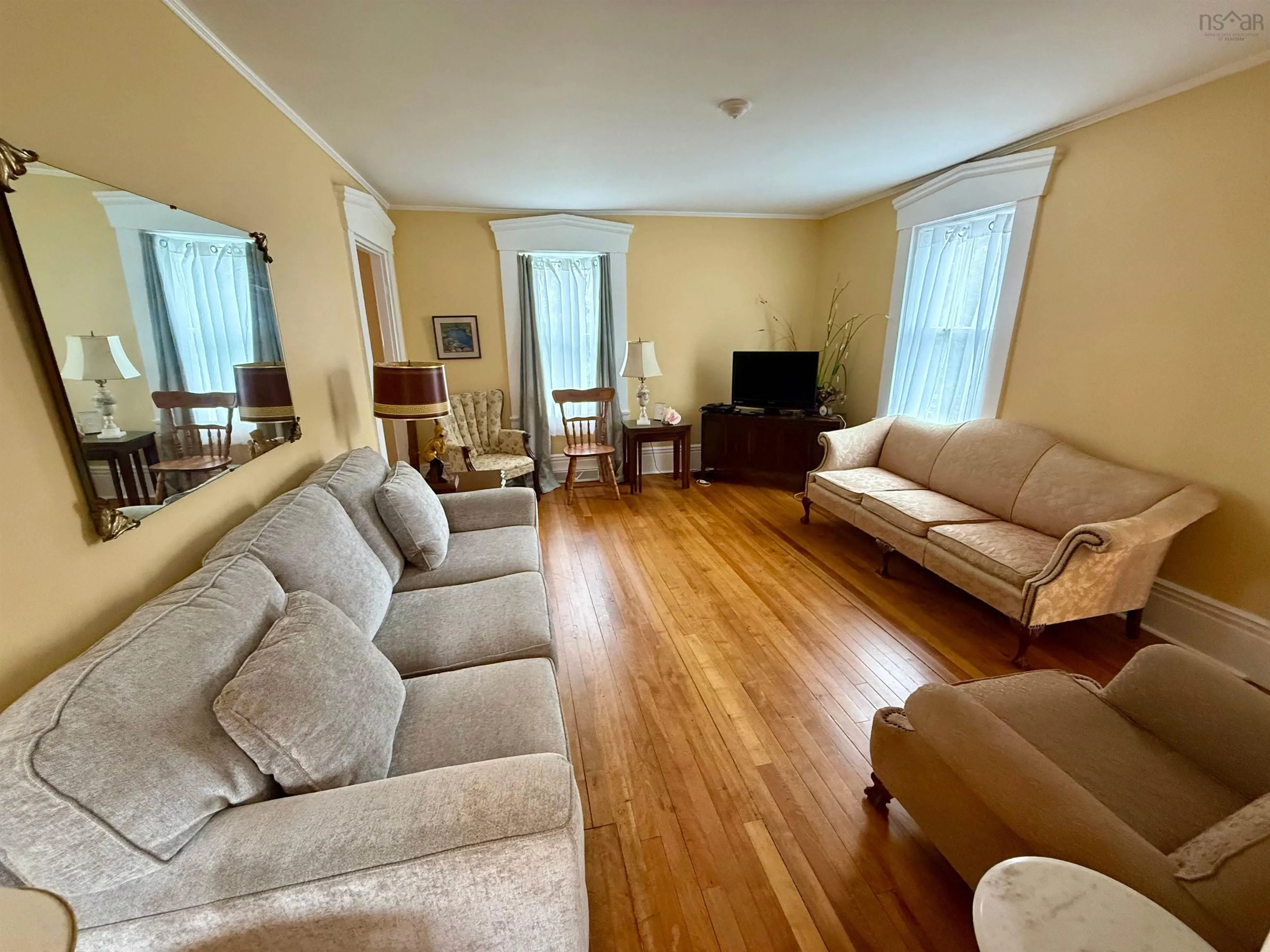 46 Highway 335, Pubnico, NS B0W 3S0, 4 Bedrooms Bedrooms, ,2 BathroomsBathrooms,Residential,For Sale,Highway 335,202511696