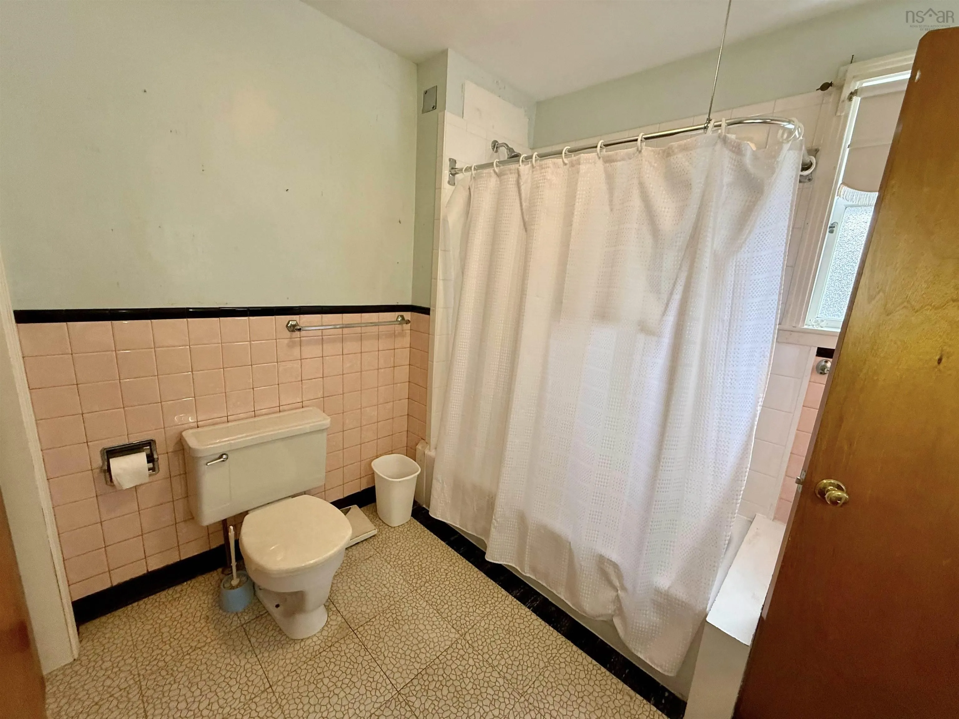 46 Highway 335, Pubnico, NS B0W 3S0, 4 Bedrooms Bedrooms, ,2 BathroomsBathrooms,Residential,For Sale,Highway 335,202511696