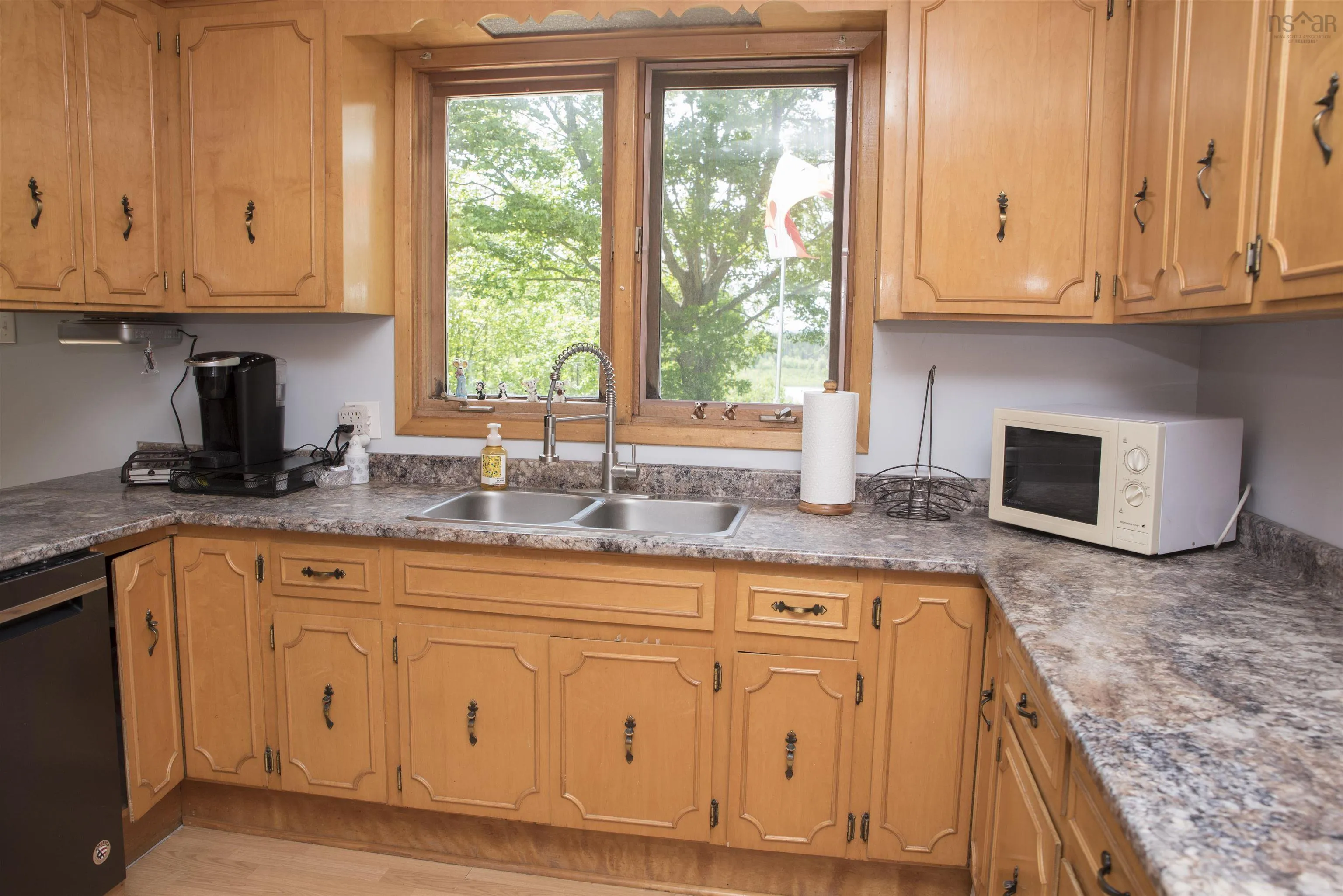 1505 Coxheath Road, Coxheath, NS B1L 1B3, 5 Bedrooms Bedrooms, ,2 BathroomsBathrooms,Residential,For Sale,Coxheath,202520743