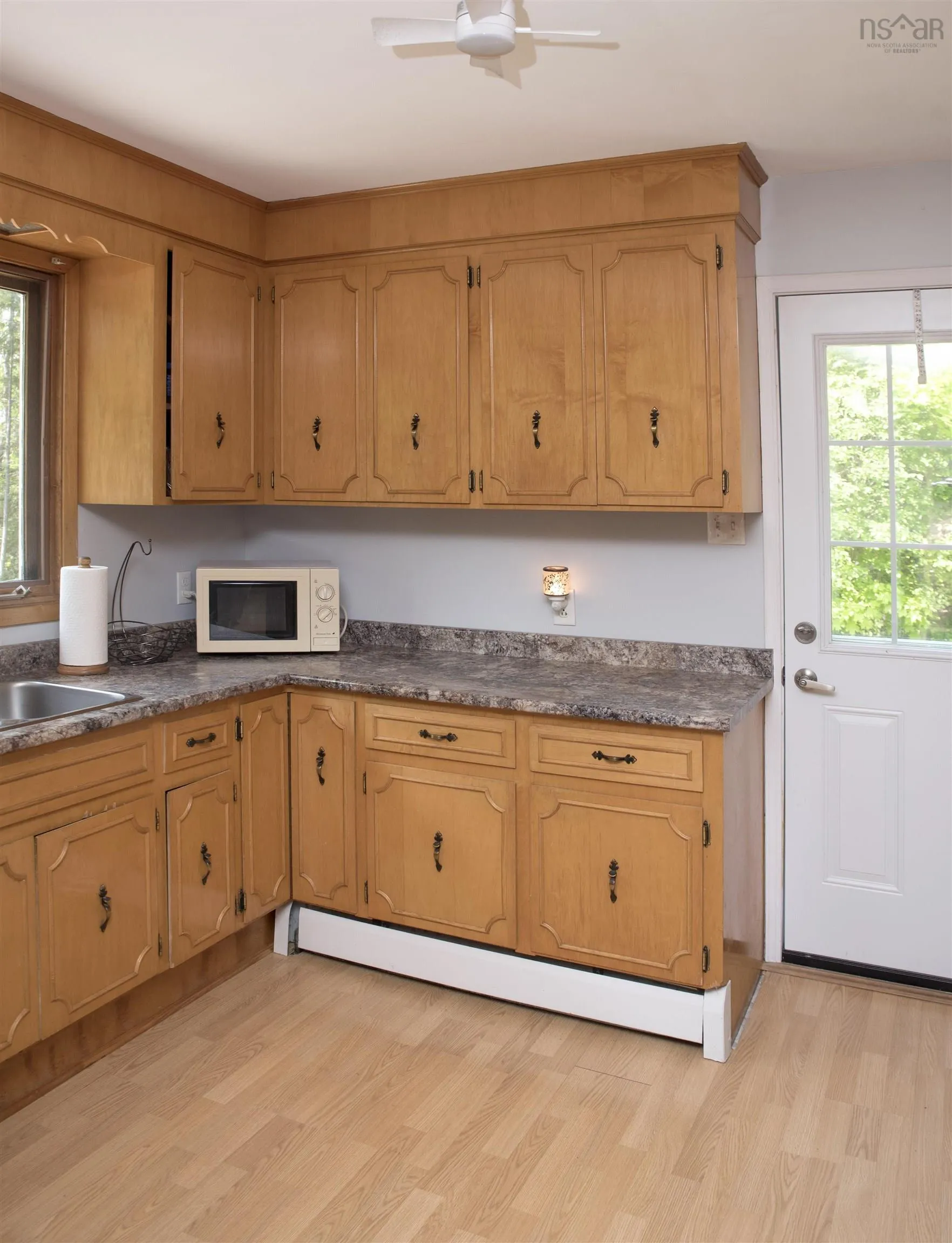 1505 Coxheath Road, Coxheath, NS B1L 1B3, 5 Bedrooms Bedrooms, ,2 BathroomsBathrooms,Residential,For Sale,Coxheath,202520743