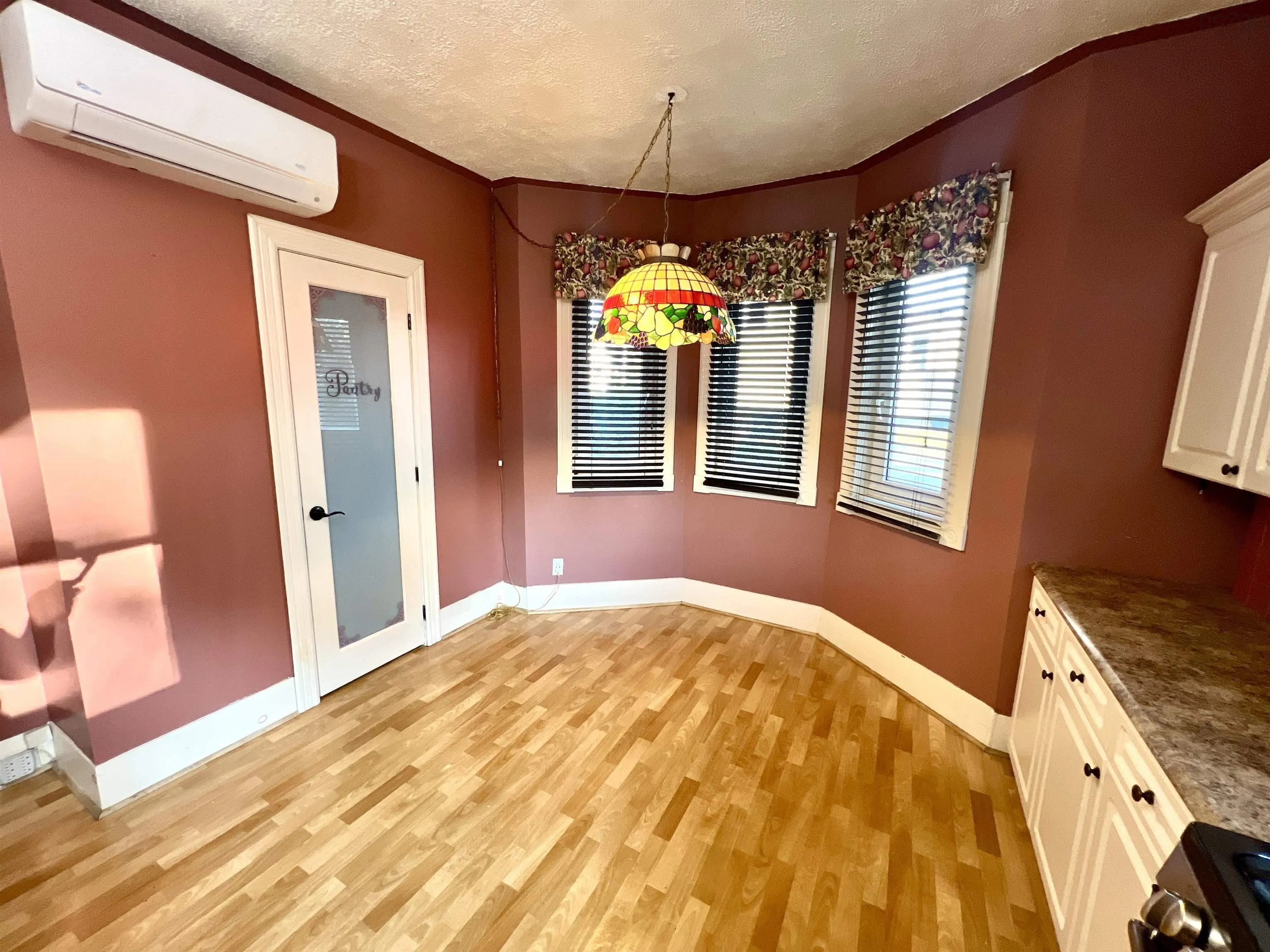 30 Fraser Avenue, Sydney Mines, NS B1V 2B7, ,Residential Income,For Sale,Fraser,202522555