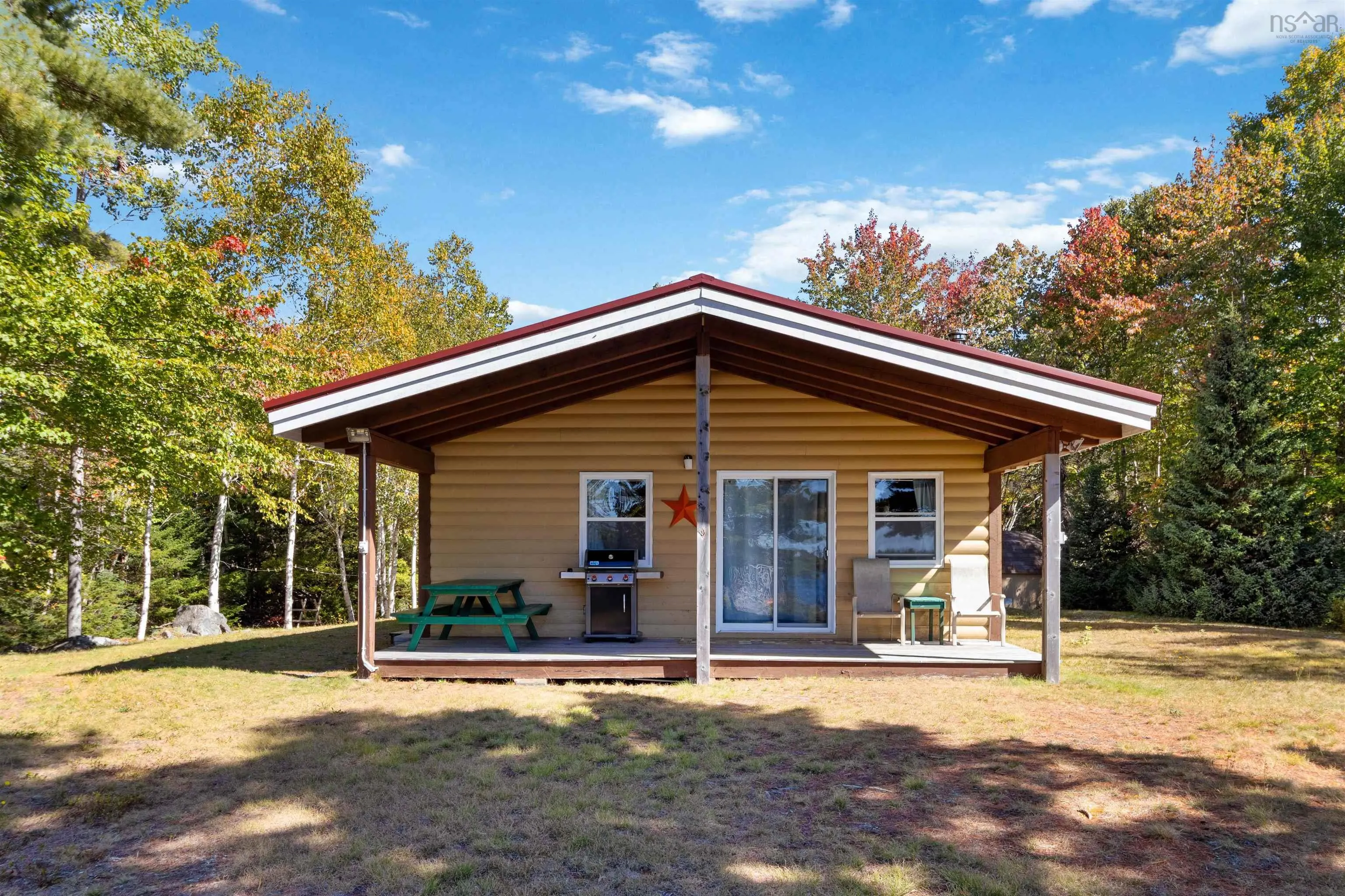 96 Harbour View Drive, Mill Village, NS B0J 2H0, 2 Bedrooms Bedrooms, ,1 BathroomBathrooms,Residential,For Sale,Harbour View,202525501