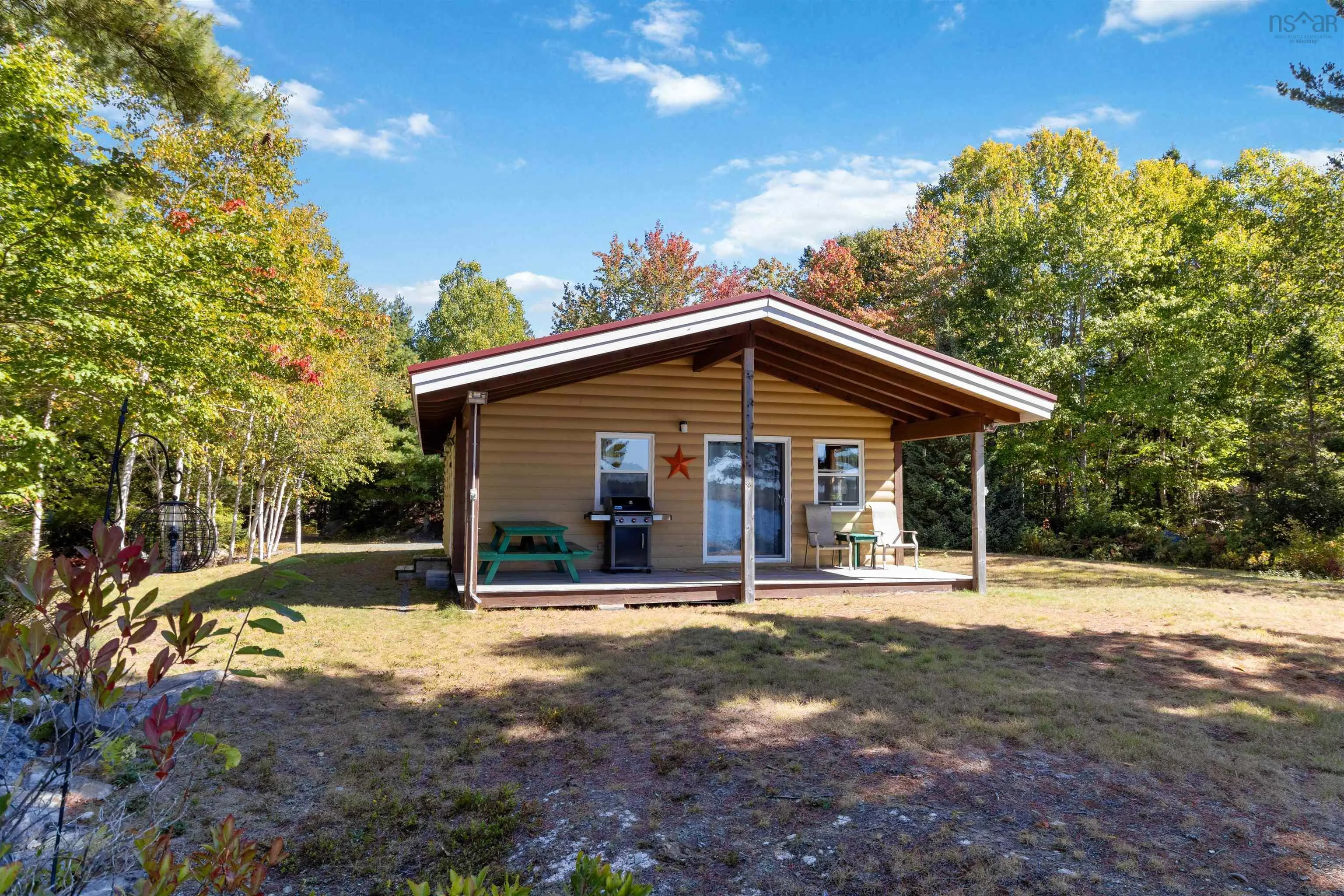 96 Harbour View Drive, Mill Village, NS B0J 2H0, 2 Bedrooms Bedrooms, ,1 BathroomBathrooms,Residential,For Sale,Harbour View,202525501