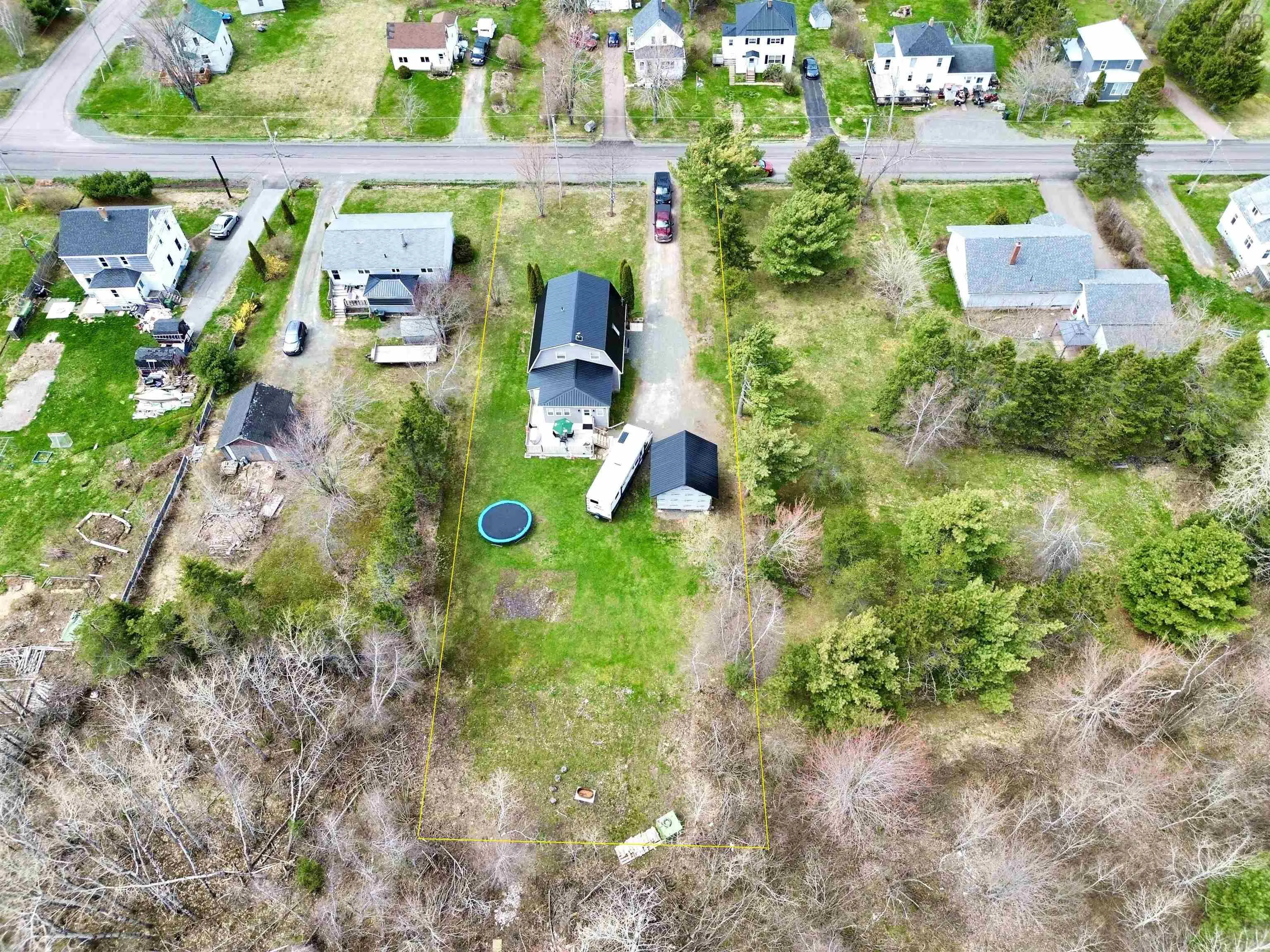 60 Cowan Street, Springhill Ns B0m 1x0, 5 Bedrooms Bedrooms, ,3 BathroomsBathrooms,Residential,For Sale,Cowan,202510372