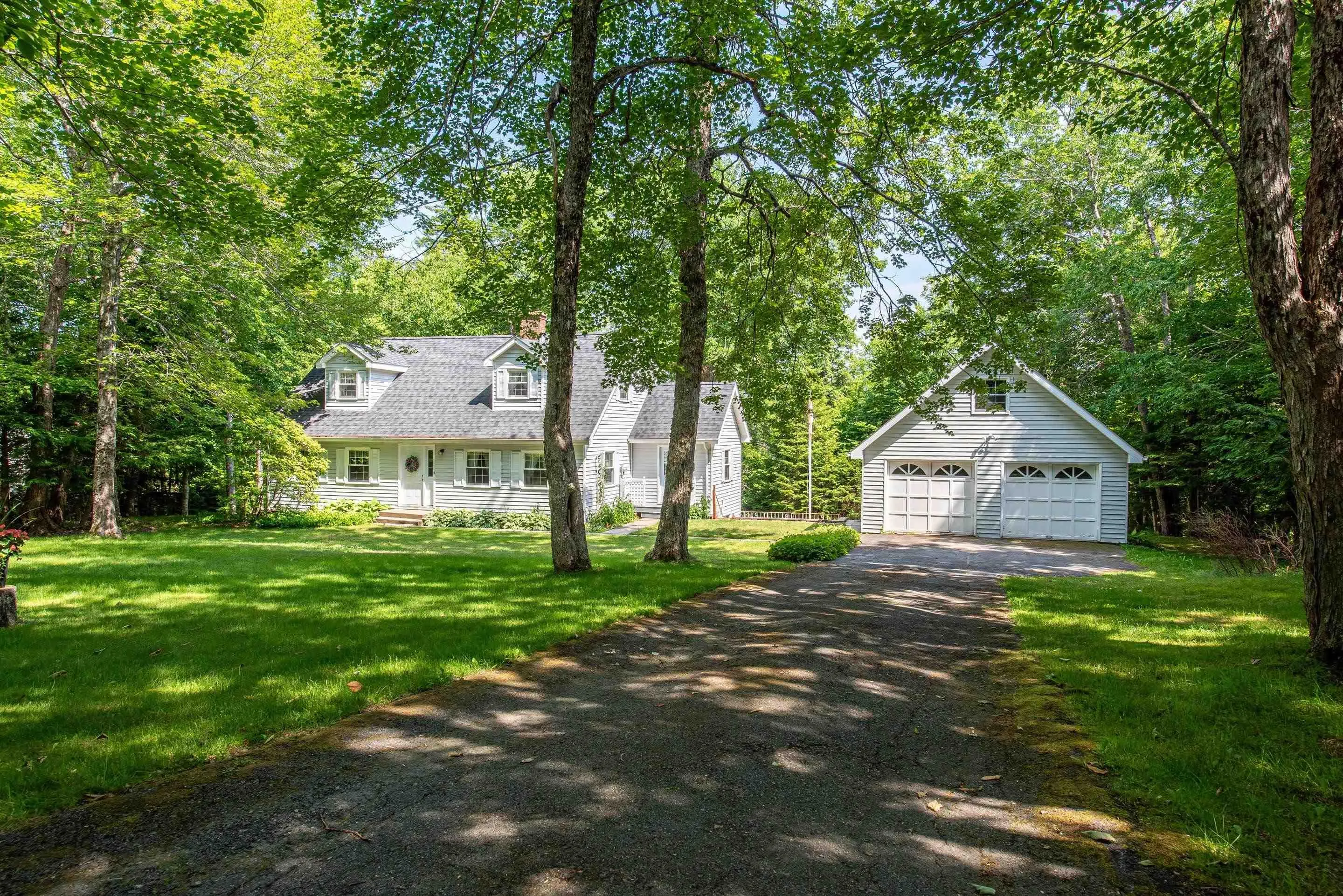 54 Halfway Lake Drive, Hammonds Plains, NS B4B 1N4, 3 Bedrooms Bedrooms, ,3 BathroomsBathrooms,Residential,For Sale,Halfway Lake,202518460