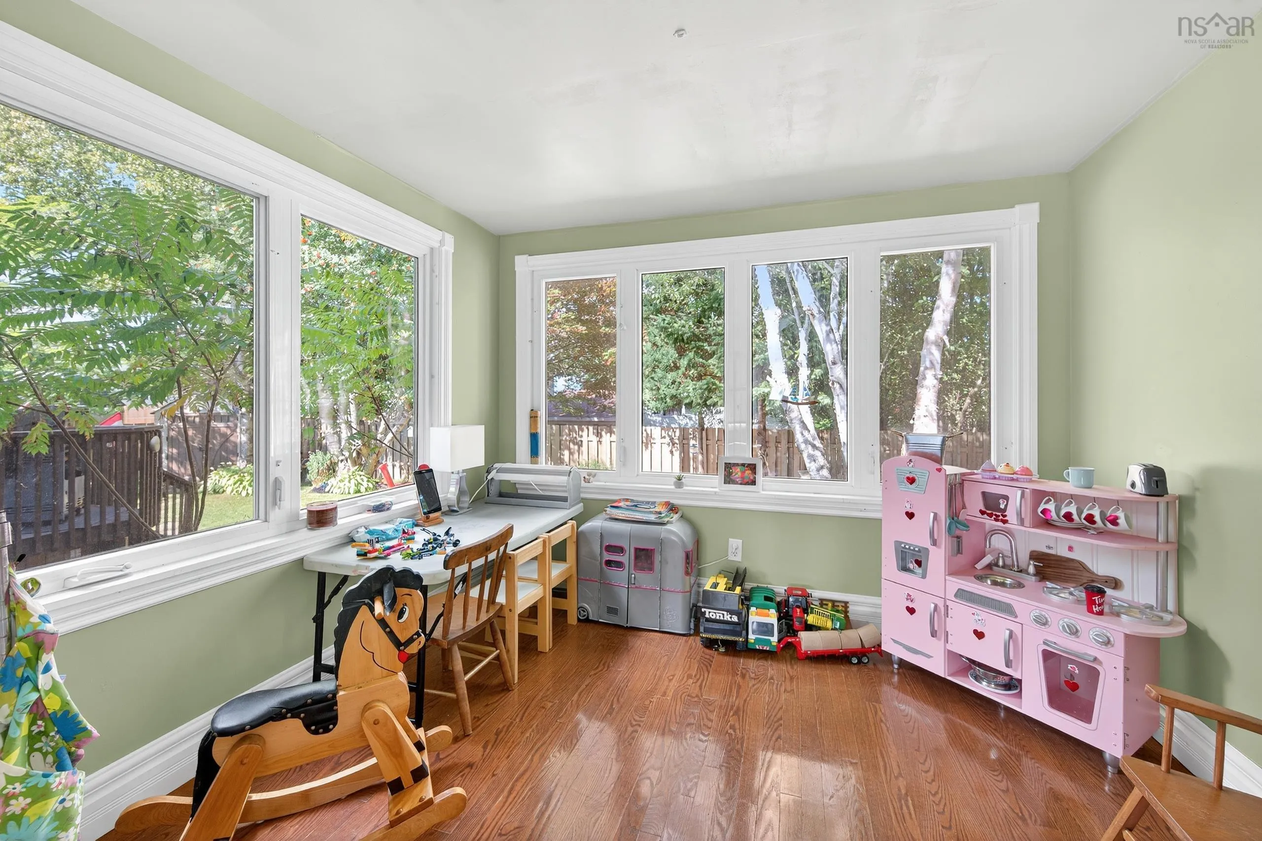335 Newlands Avenue, Sydney, NS B1S 1Z3, 2 Bedrooms Bedrooms, ,4 BathroomsBathrooms,Residential,For Sale,Newlands Avenue,202523387