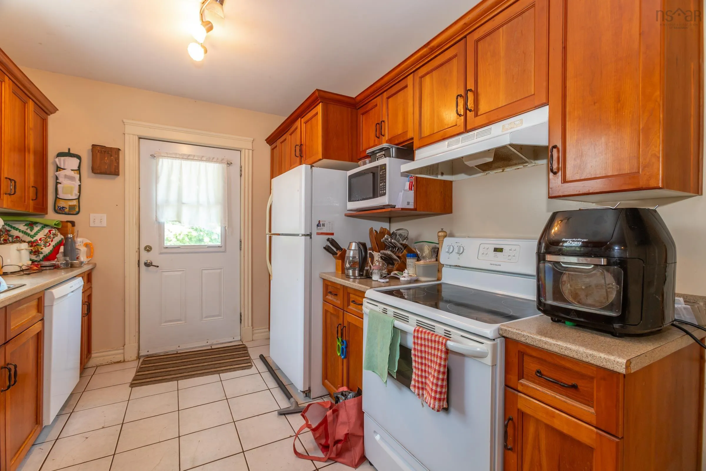 437 Main Street, Middleton, NS B0P 1M0, 3 Bedrooms Bedrooms, ,1 BathroomBathrooms,Residential,For Sale,Main,202519351