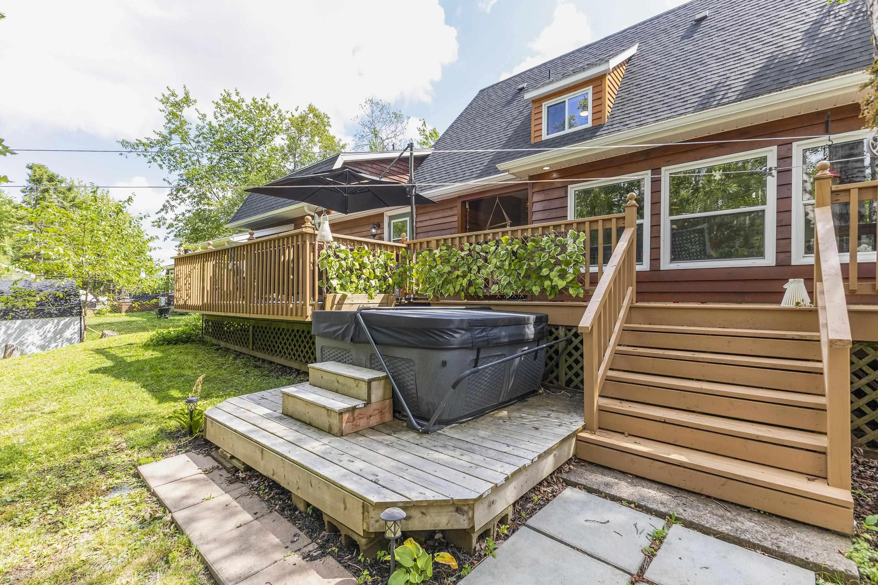 102 Juniper Street, Stellarton, NS B0K 1S0, 3 Bedrooms Bedrooms, ,2 BathroomsBathrooms,Residential,For Sale,Juniper Street,202521809