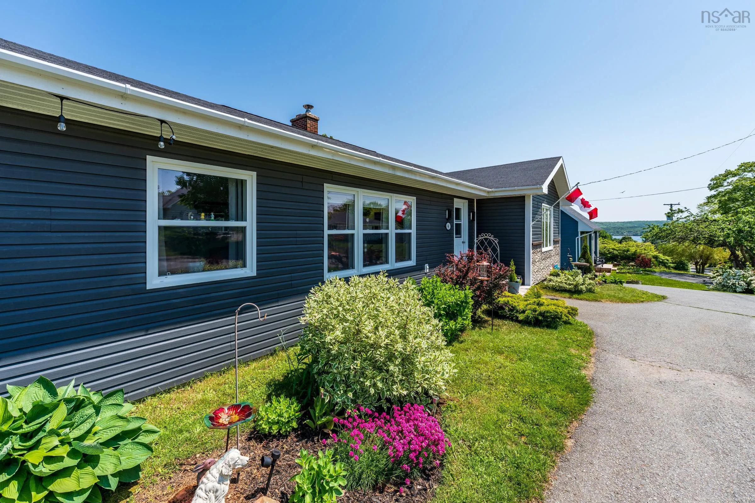94 King Street, Digby, NS B0V 1A0, 2 Bedrooms Bedrooms, ,3 BathroomsBathrooms,Residential,For Sale,King Street,202514519