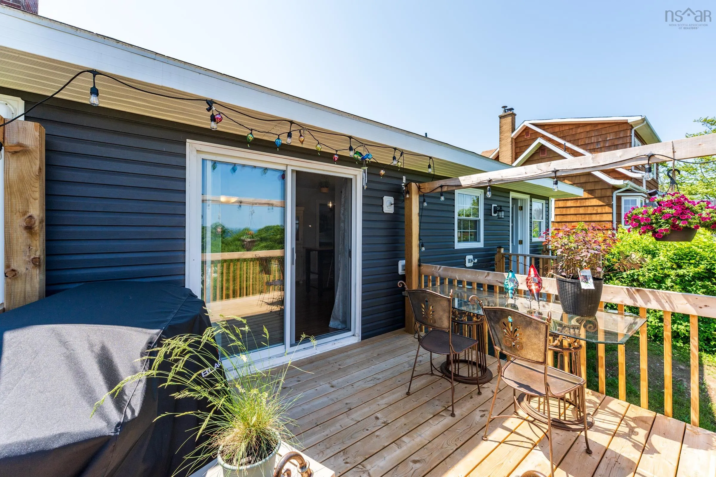 94 King Street, Digby, NS B0V 1A0, 2 Bedrooms Bedrooms, ,3 BathroomsBathrooms,Residential,For Sale,King Street,202514519