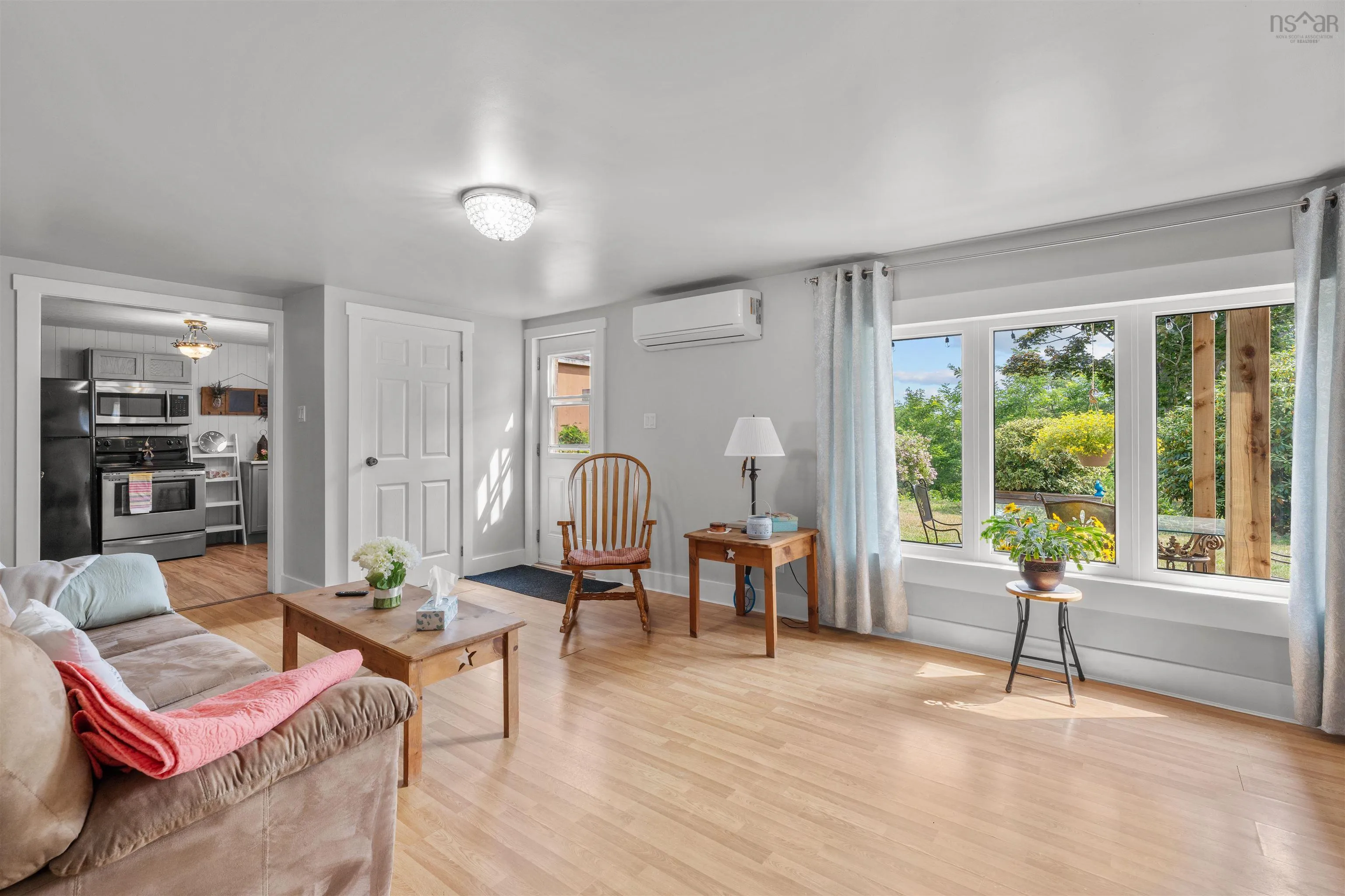 94 King Street, Digby, NS B0V 1A0, 2 Bedrooms Bedrooms, ,3 BathroomsBathrooms,Residential,For Sale,King Street,202514519