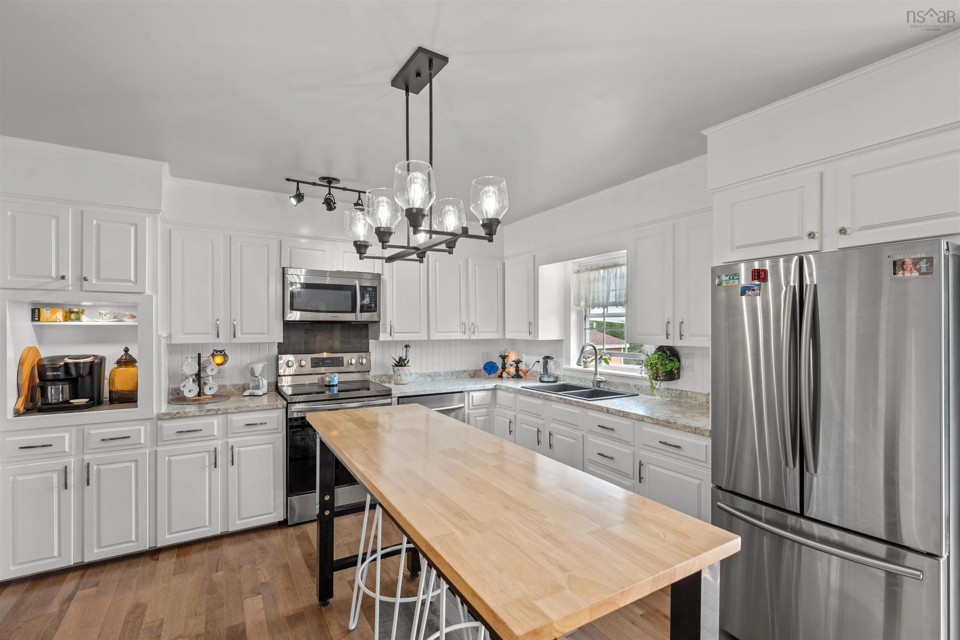 94 King Street, Digby, NS B0V 1A0, 2 Bedrooms Bedrooms, ,3 BathroomsBathrooms,Residential,For Sale,King Street,202514519