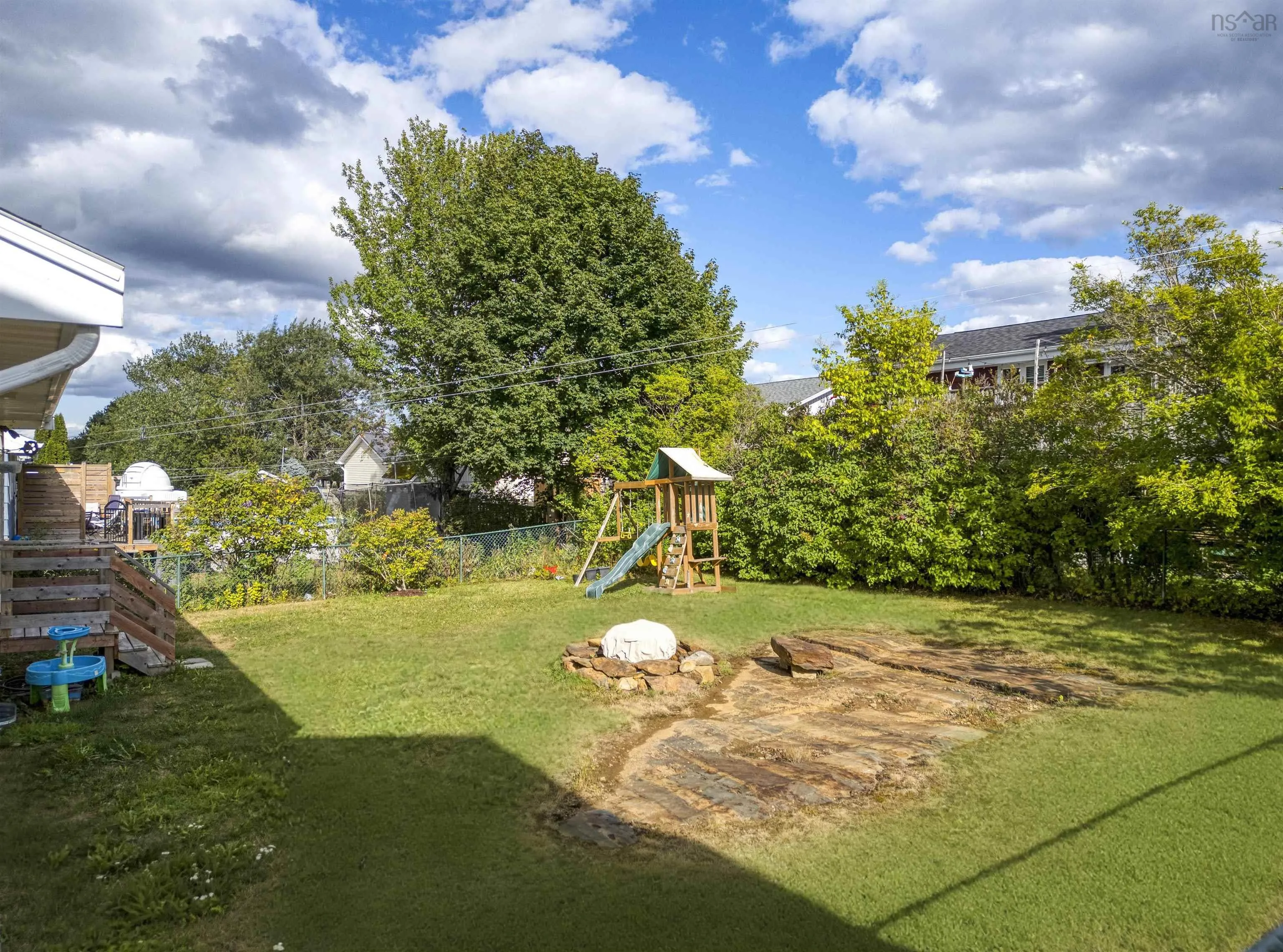 152 Rosedale Avenue, Halifax, NS B3N 2J8, 5 Bedrooms Bedrooms, ,2 BathroomsBathrooms,Residential,For Sale,Rosedale,202521497