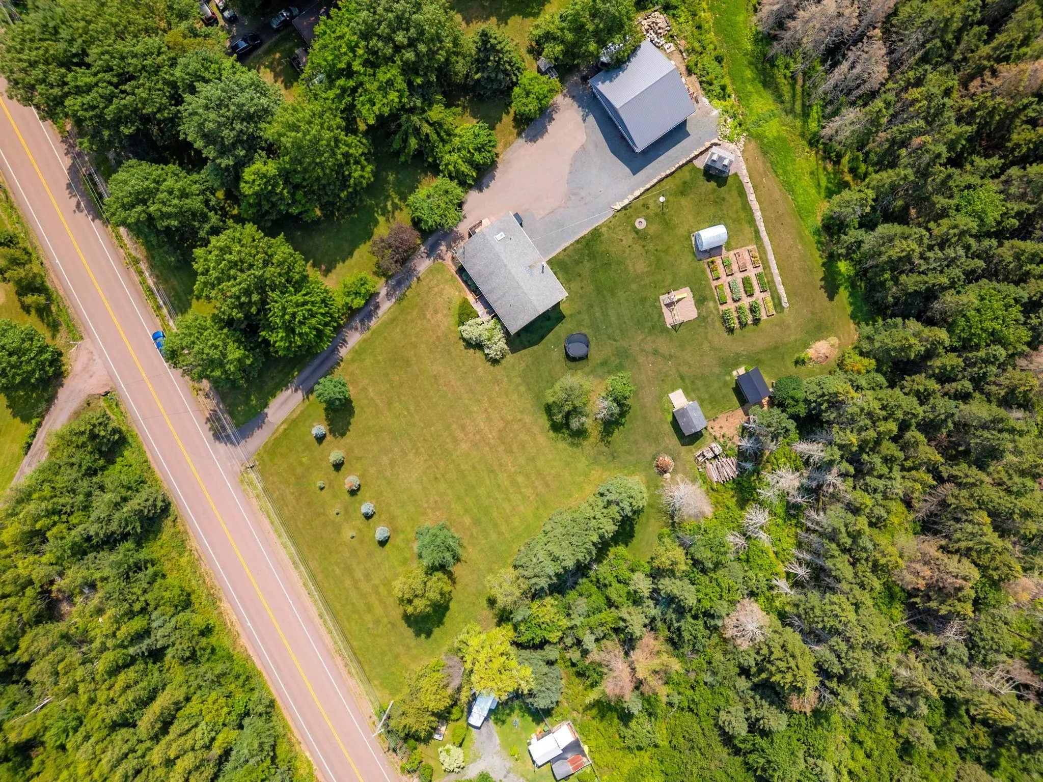 950 Highway 6, Bayhead, NS B0K 1V0, 4 Bedrooms Bedrooms, ,2 BathroomsBathrooms,Residential,For Sale,Highway 6,202519645