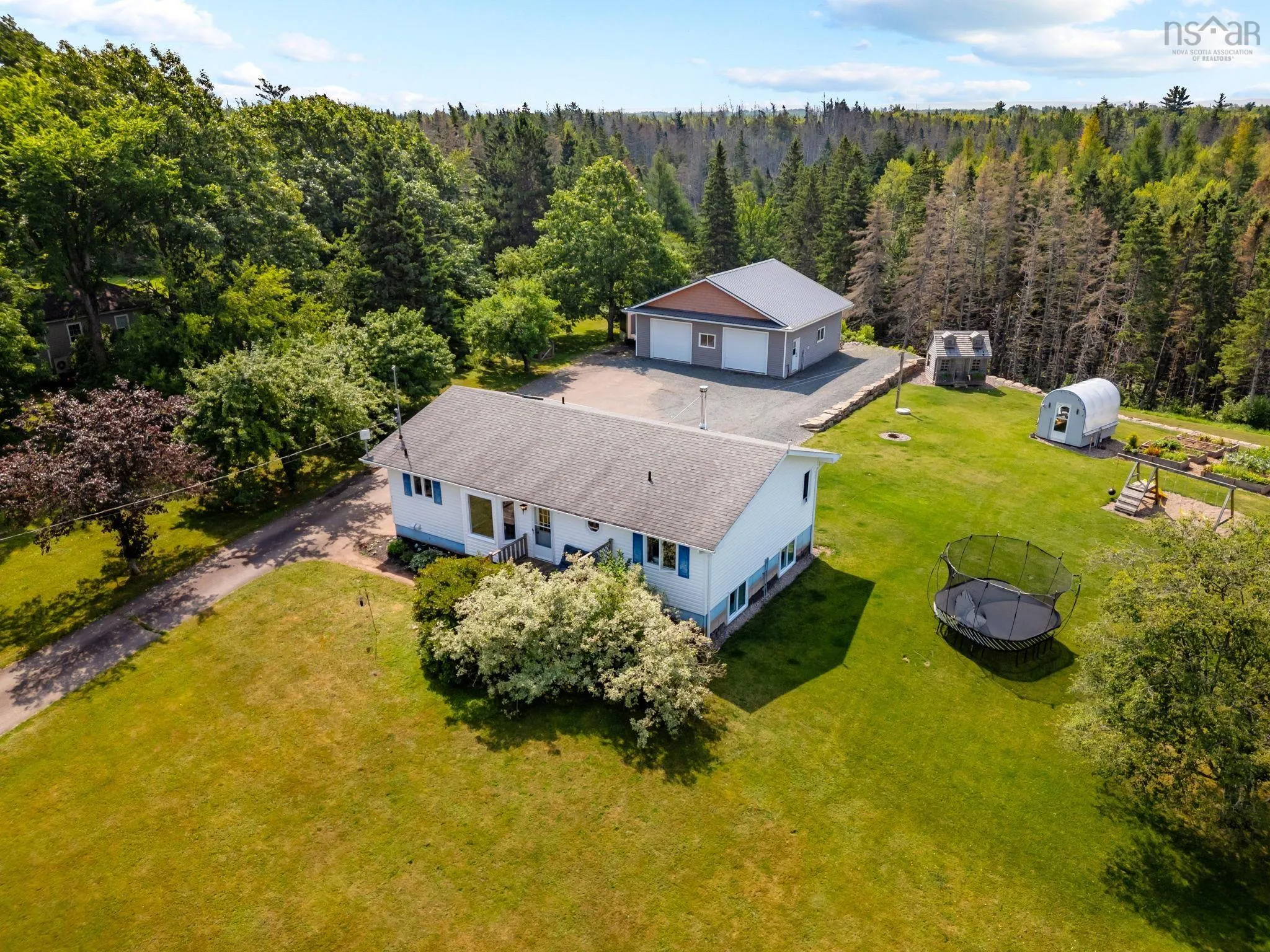 950 Highway 6, Bayhead, NS B0K 1V0, 4 Bedrooms Bedrooms, ,2 BathroomsBathrooms,Residential,For Sale,Highway 6,202519645