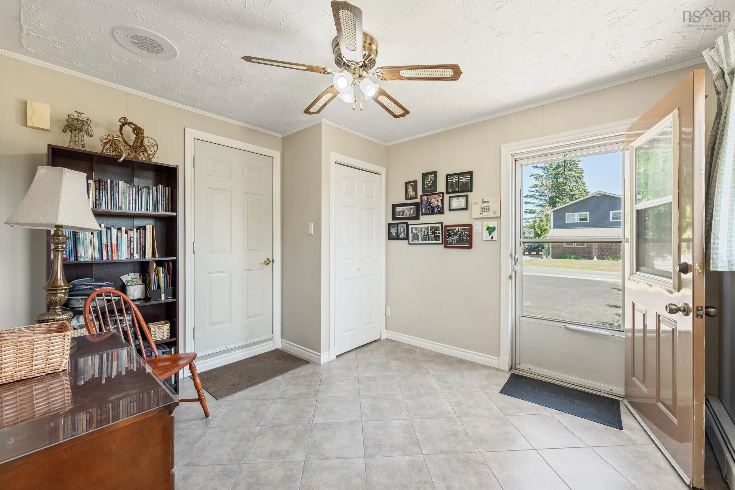 8 Bentley Drive, Middleton, NS B0S 1P0, 4 Bedrooms Bedrooms, ,3 BathroomsBathrooms,Residential,For Sale,Bentley,202521376