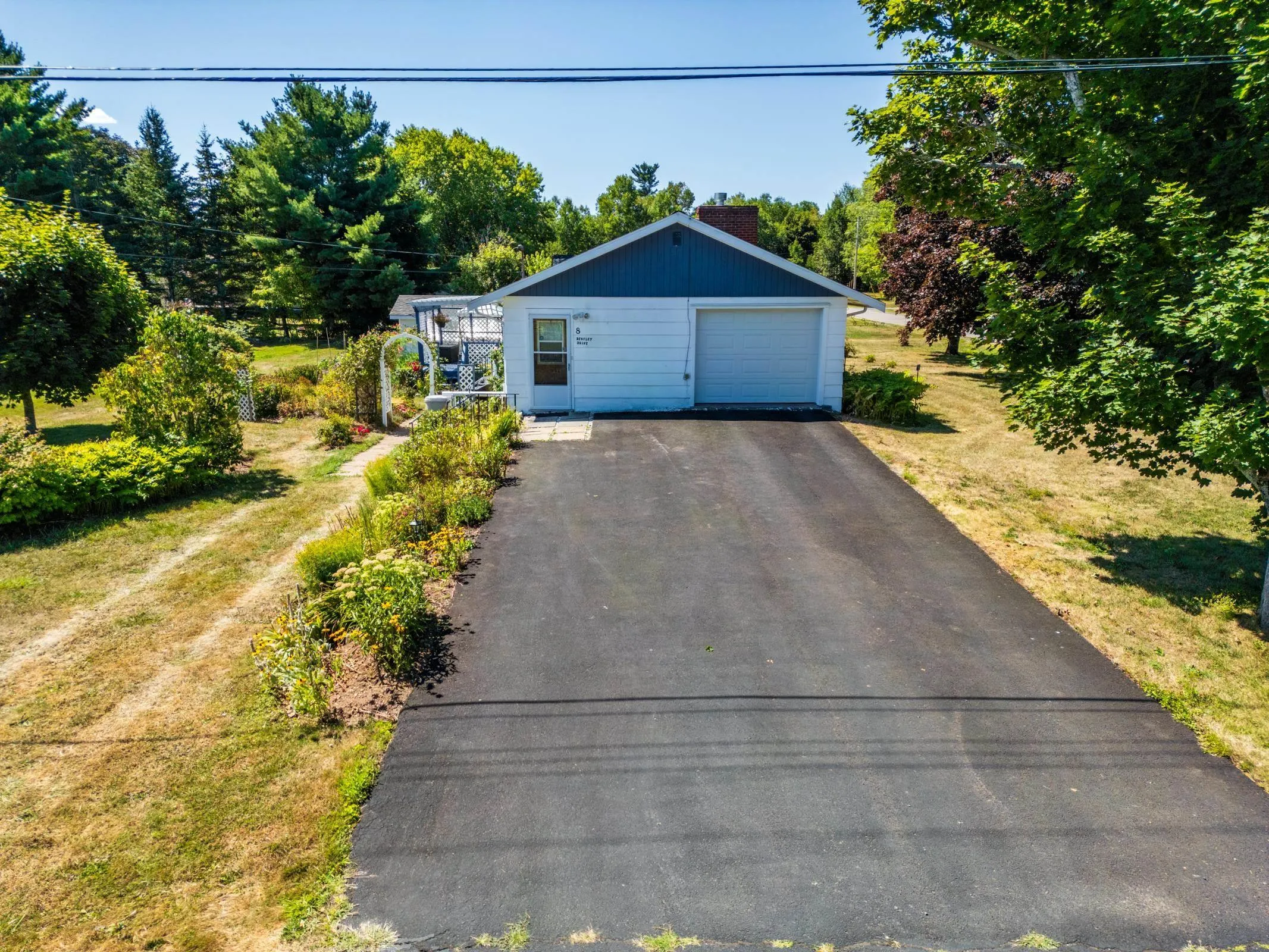 8 Bentley Drive, Middleton, NS B0S 1P0, 4 Bedrooms Bedrooms, ,3 BathroomsBathrooms,Residential,For Sale,Bentley,202521376