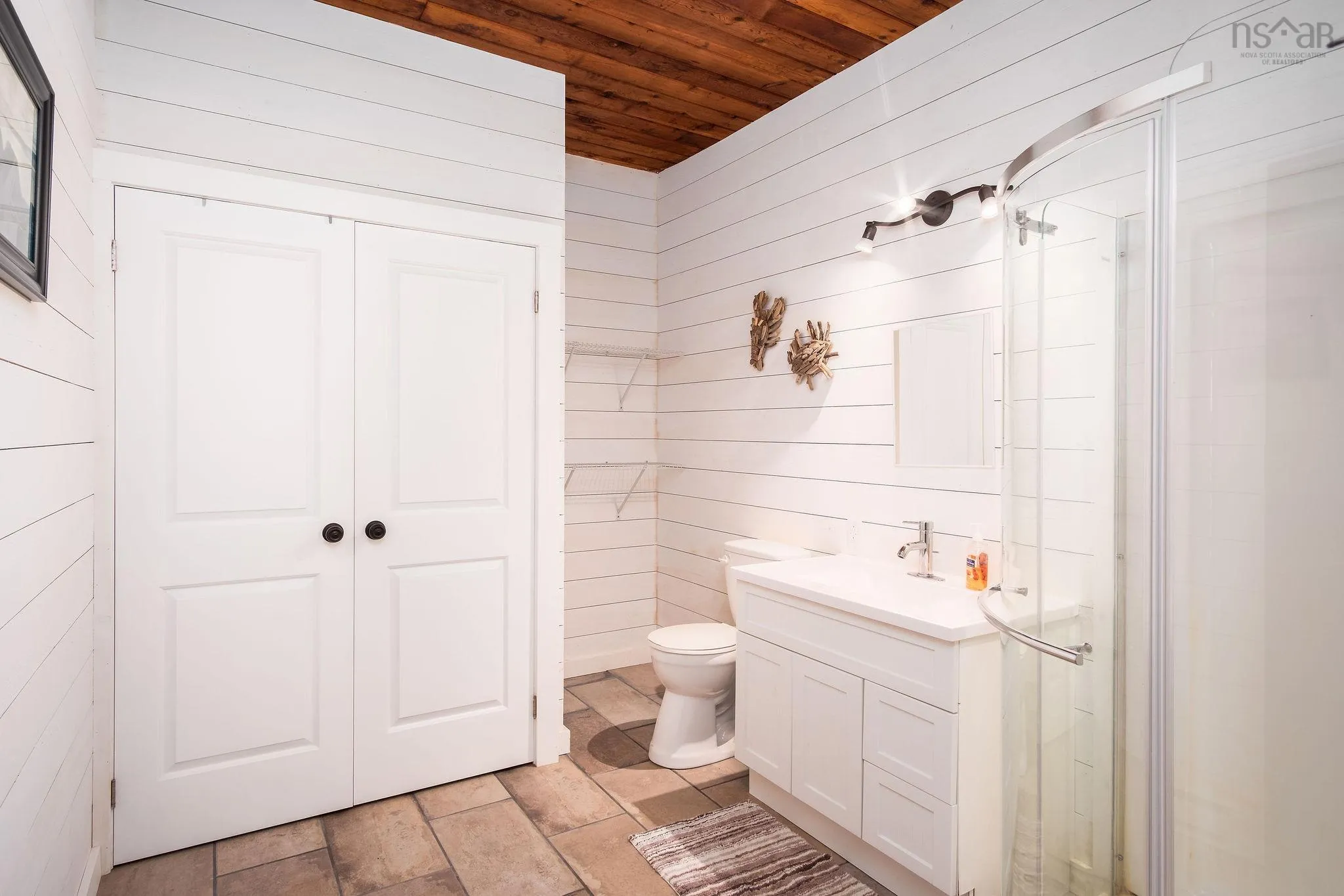 16552 No. 19 Highway, Inverside Ns B0e 1n0, 4 Bedrooms Bedrooms, ,3 BathroomsBathrooms,Residential,For Sale,No. 19,202421095