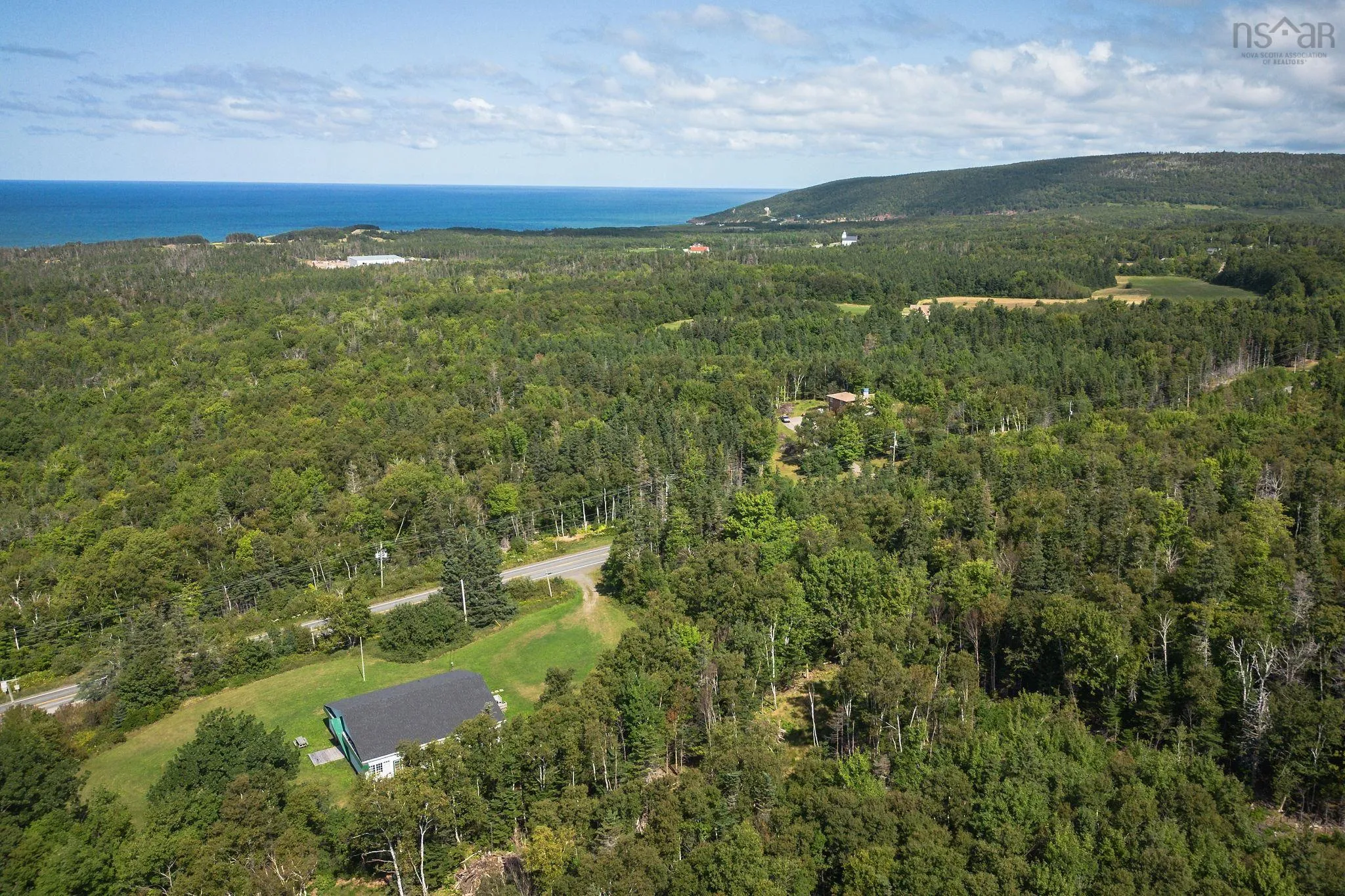 16552 No. 19 Highway, Inverside Ns B0e 1n0, 4 Bedrooms Bedrooms, ,3 BathroomsBathrooms,Residential,For Sale,No. 19,202421095