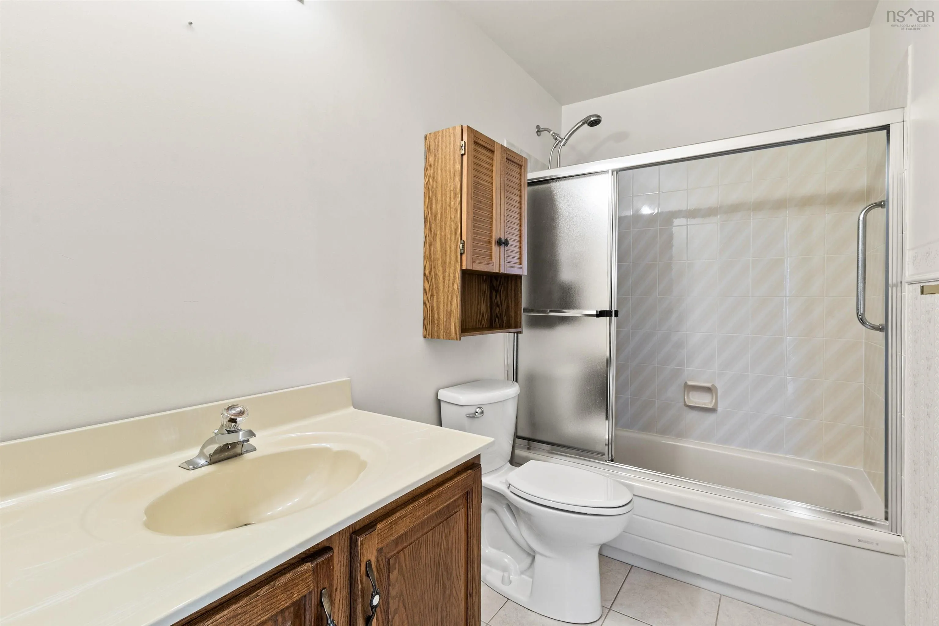 2 Griffin Place, Cole Harbour, NS B2V 2N5, 4 Bedrooms Bedrooms, ,3 BathroomsBathrooms,Residential,For Sale,Griffin,202519082