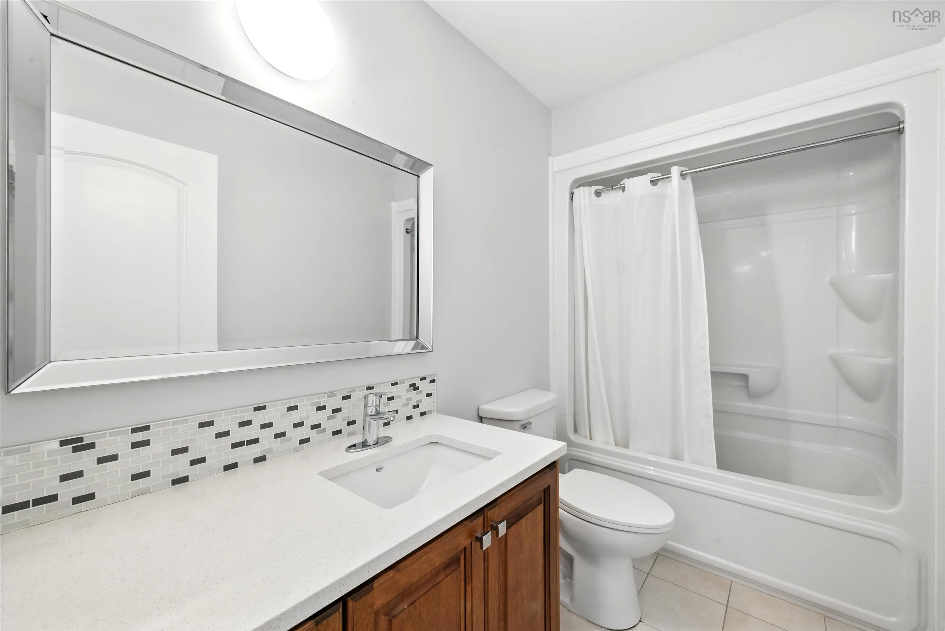 426 Southgate Drive, Bedford, NS B4A 4L8, 6 Bedrooms Bedrooms, ,4 BathroomsBathrooms,Residential,For Sale,Southgate,202518432
