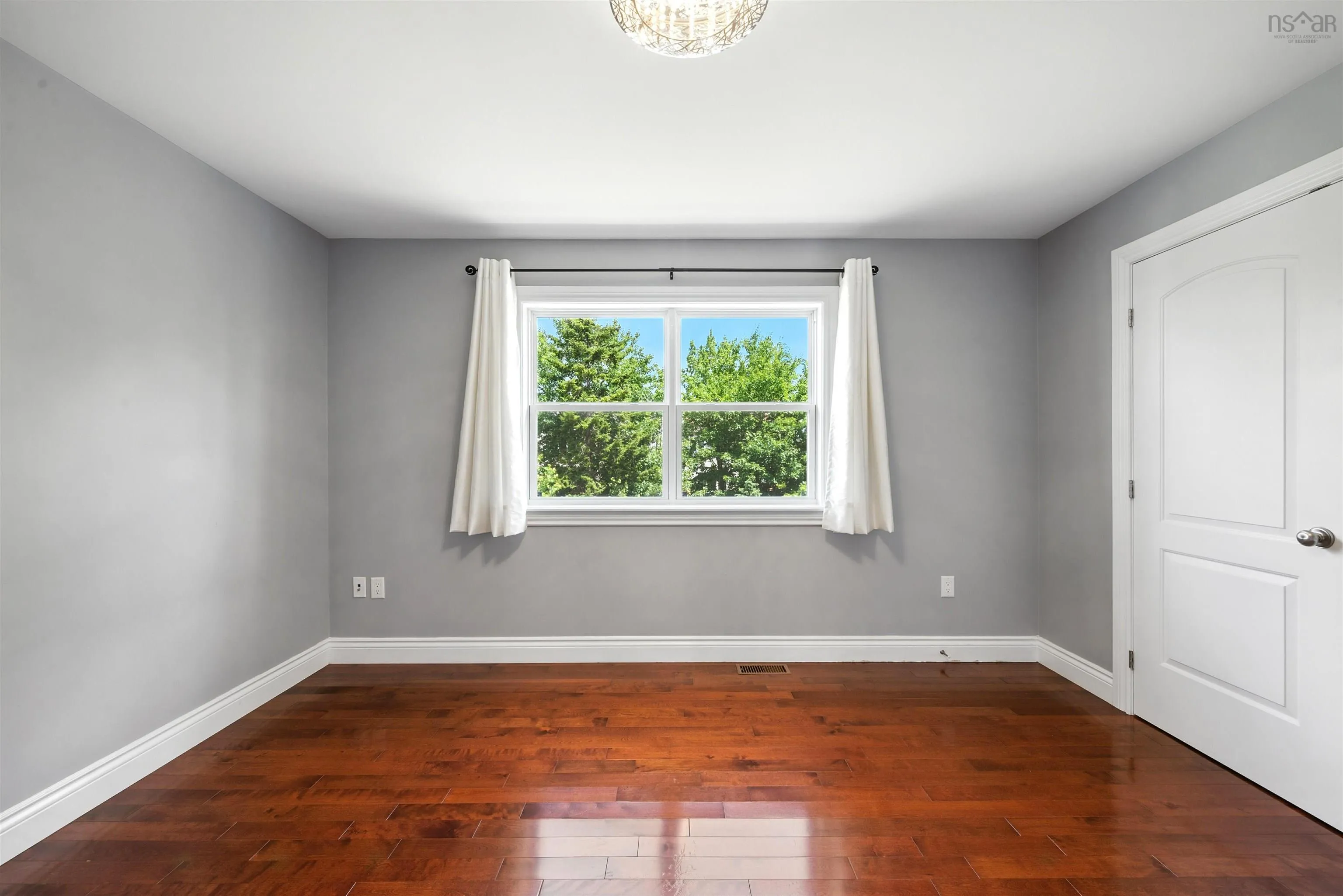 426 Southgate Drive, Bedford, NS B4A 4L8, 6 Bedrooms Bedrooms, ,4 BathroomsBathrooms,Residential,For Sale,Southgate,202518432