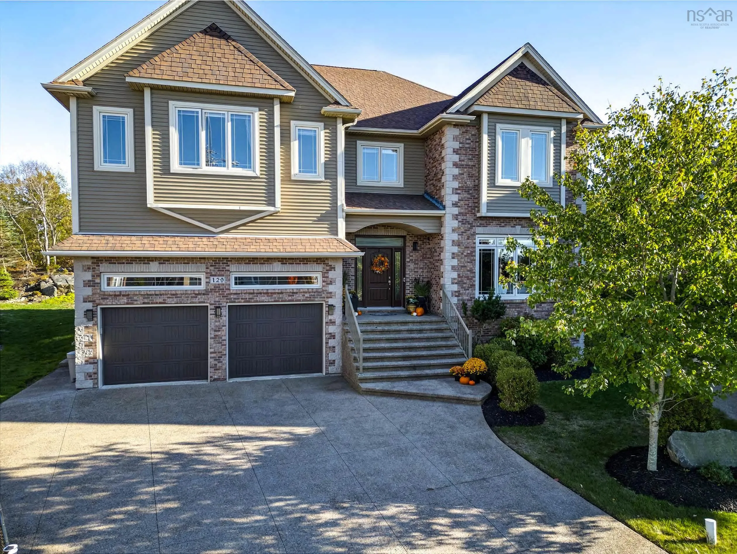 129 William Borrett Terrace, Bedford South, NS B4A 0G6, 5 Bedrooms Bedrooms, ,6 BathroomsBathrooms,Residential,For Sale,William Borrett,202524782