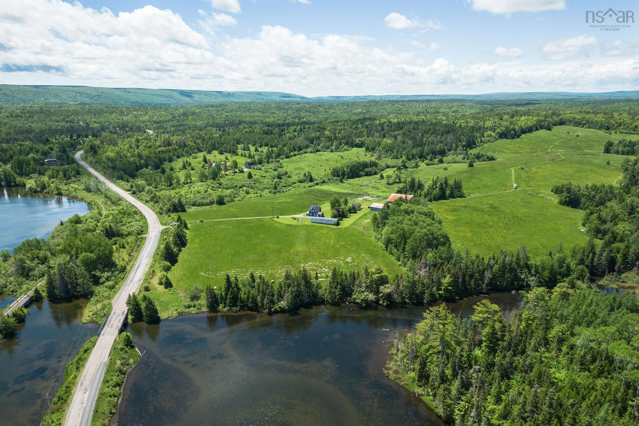 10353 Marble Mountain Road, Orangedale Ns B0e 2k0, 4 Bedrooms Bedrooms, ,2 BathroomsBathrooms,Farm,For Sale,Marble Mountain,202502672