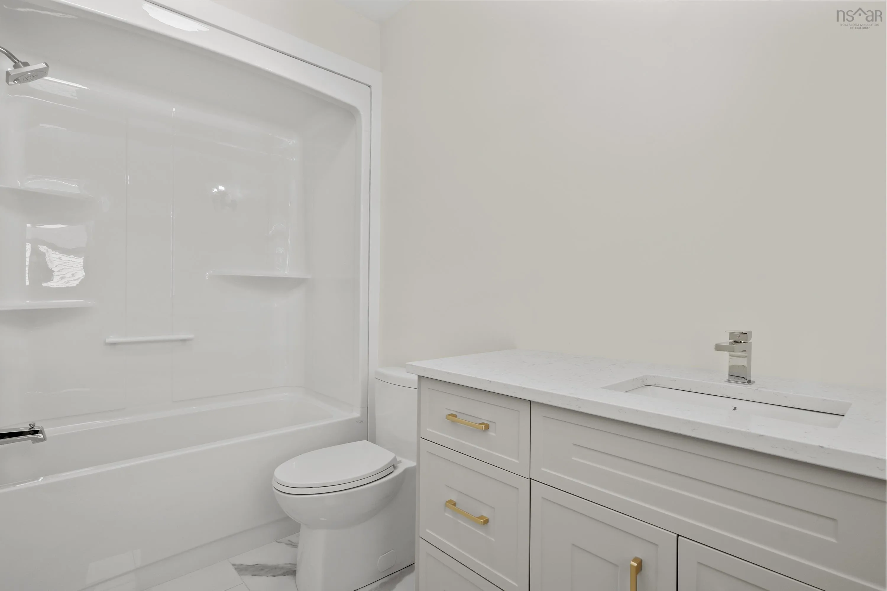 394 Shore Drive, Bedford Ns B4a 2c7, 4 Bedrooms Bedrooms, ,5 BathroomsBathrooms,Residential,For Sale,Shore,202504935