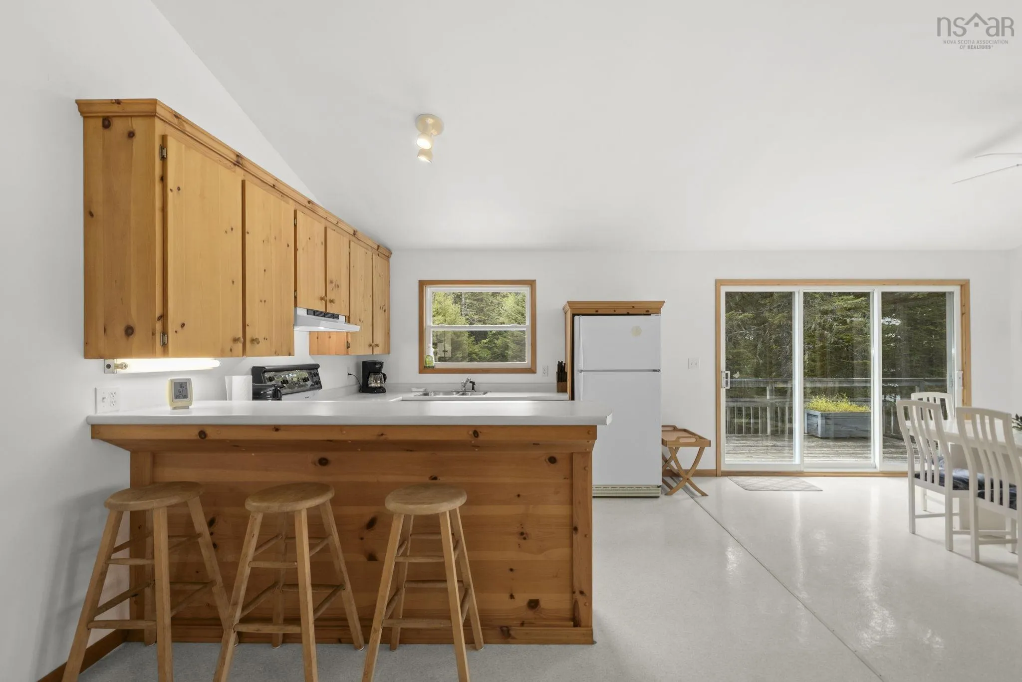 376 Lakefront Drive, Chelsea, NS B4V 7M9, 4 Bedrooms Bedrooms, ,1 BathroomBathrooms,Residential,For Sale,Lakefront,202519566