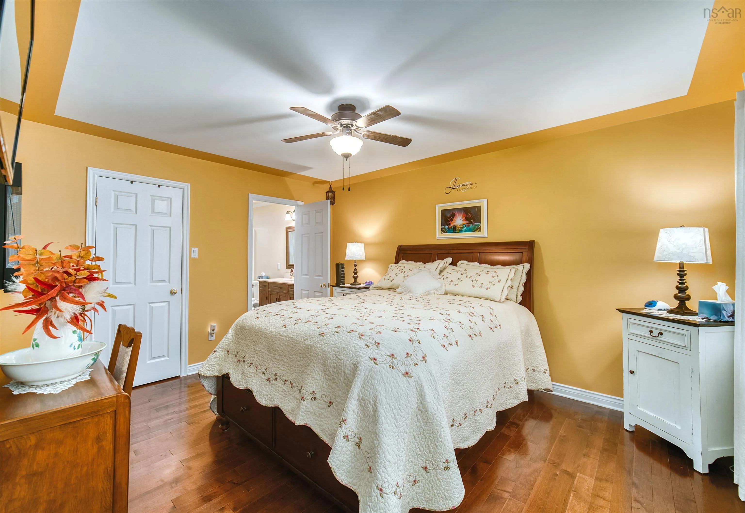 20 Perry Court, Fall River Ns B2t 1a4, 3 Bedrooms Bedrooms, ,4 BathroomsBathrooms,Residential,For Sale,Perry,202503401