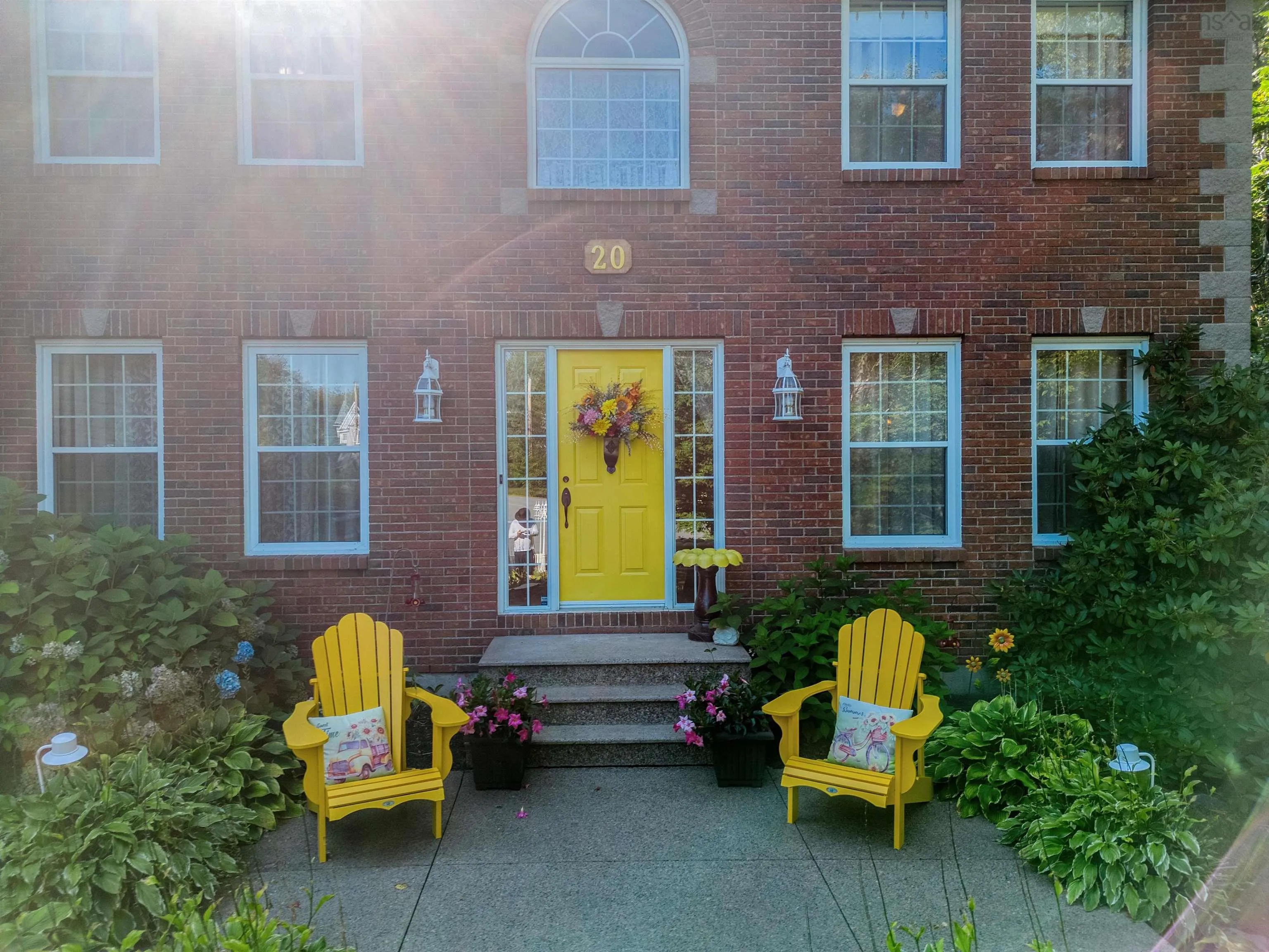 20 Perry Court, Fall River Ns B2t 1a4, 3 Bedrooms Bedrooms, ,4 BathroomsBathrooms,Residential,For Sale,Perry,202503401
