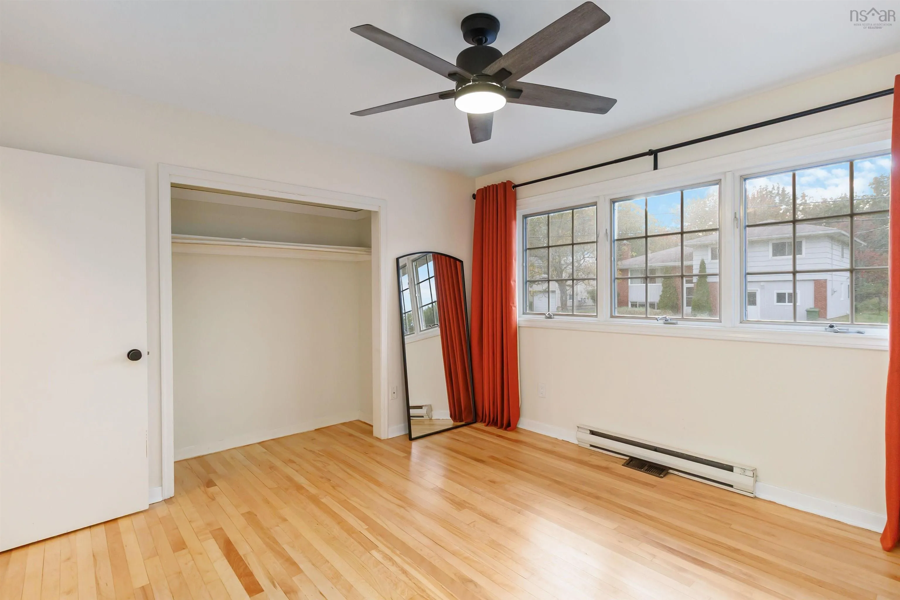 1 Brannon Drive, Dartmouth, NS B3A 3W7, 4 Bedrooms Bedrooms, ,2 BathroomsBathrooms,Residential,For Sale,Brannon,202524834