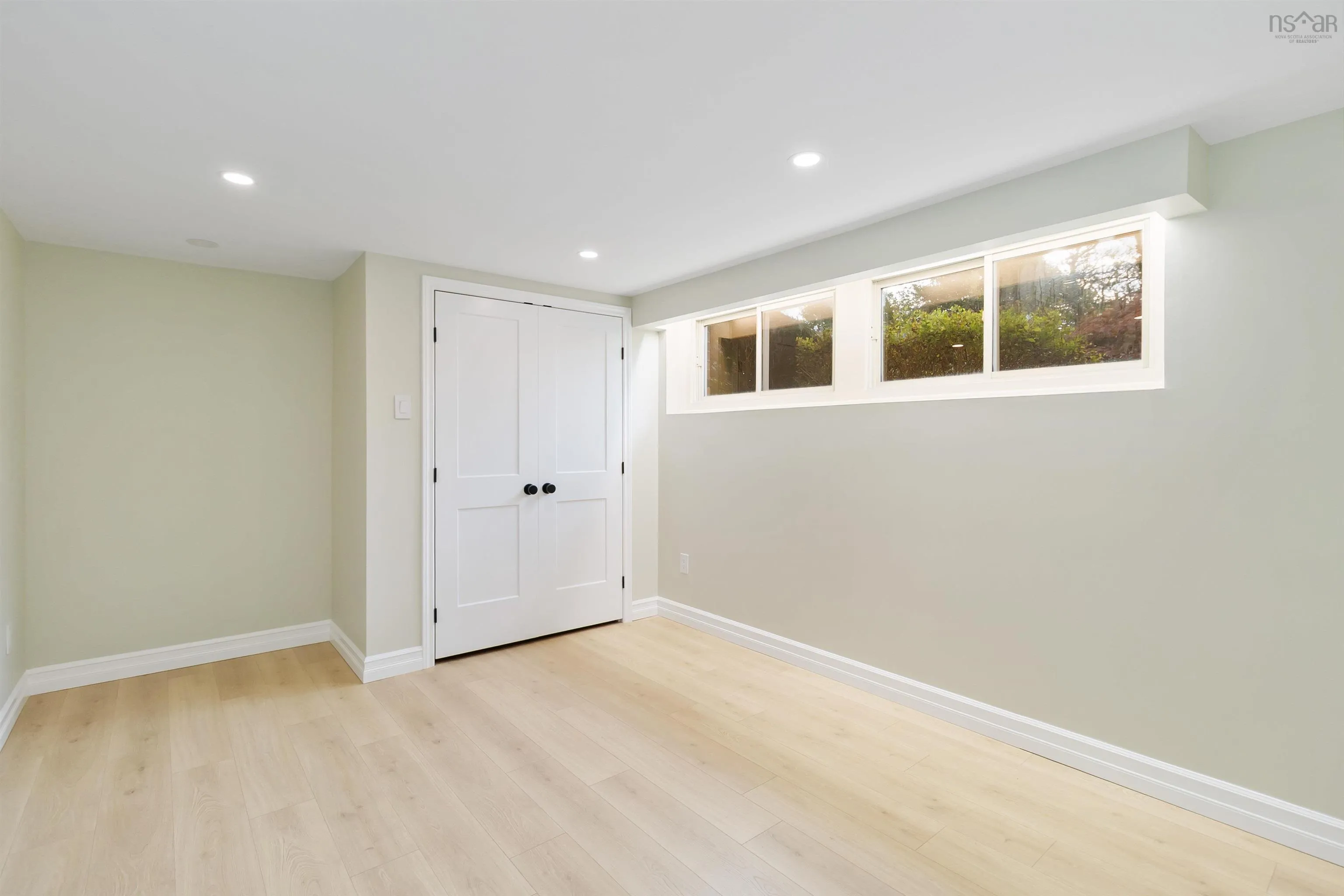 1 Brannon Drive, Dartmouth, NS B3A 3W7, 4 Bedrooms Bedrooms, ,2 BathroomsBathrooms,Residential,For Sale,Brannon,202524834