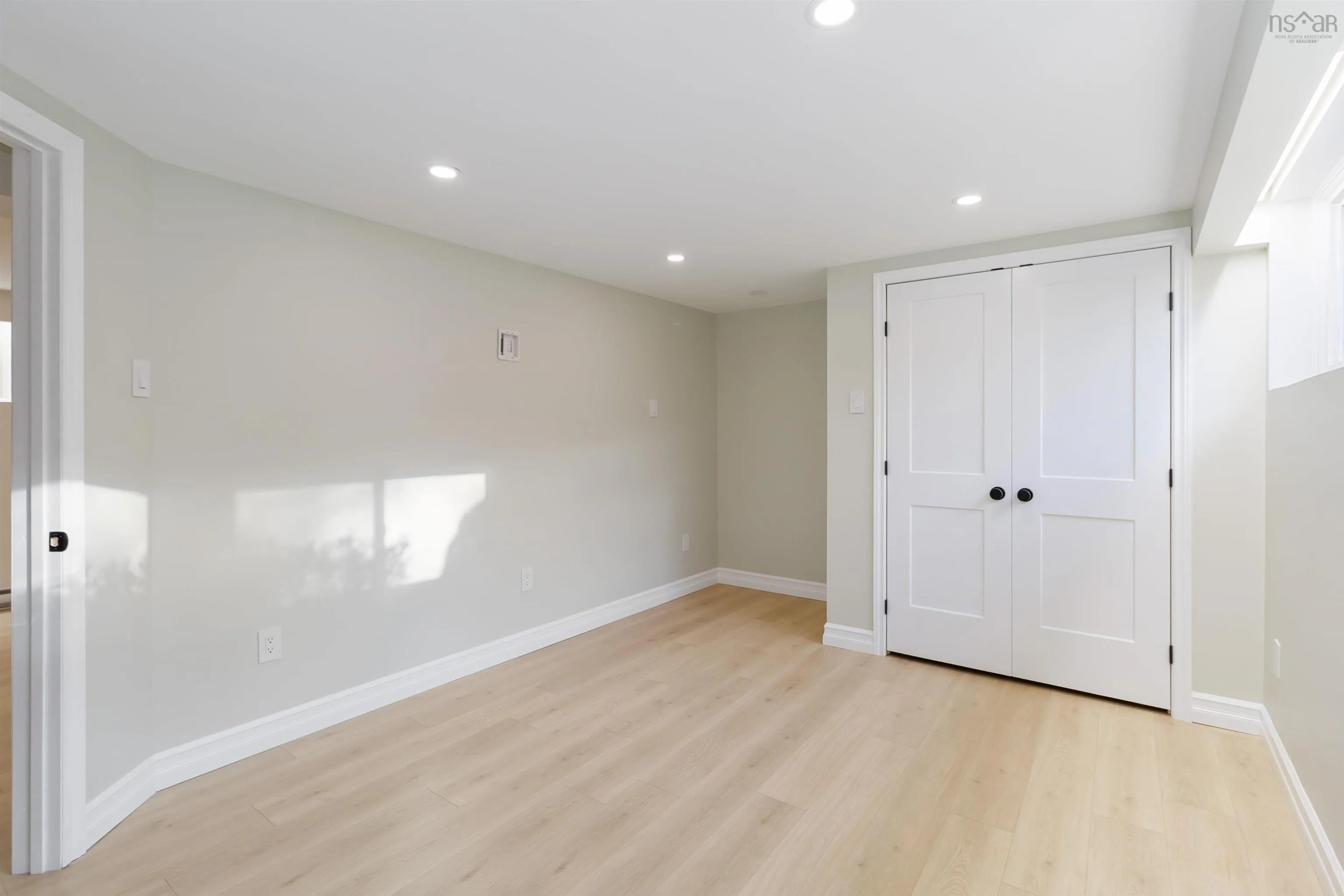 1 Brannon Drive, Dartmouth, NS B3A 3W7, 4 Bedrooms Bedrooms, ,2 BathroomsBathrooms,Residential,For Sale,Brannon,202524834