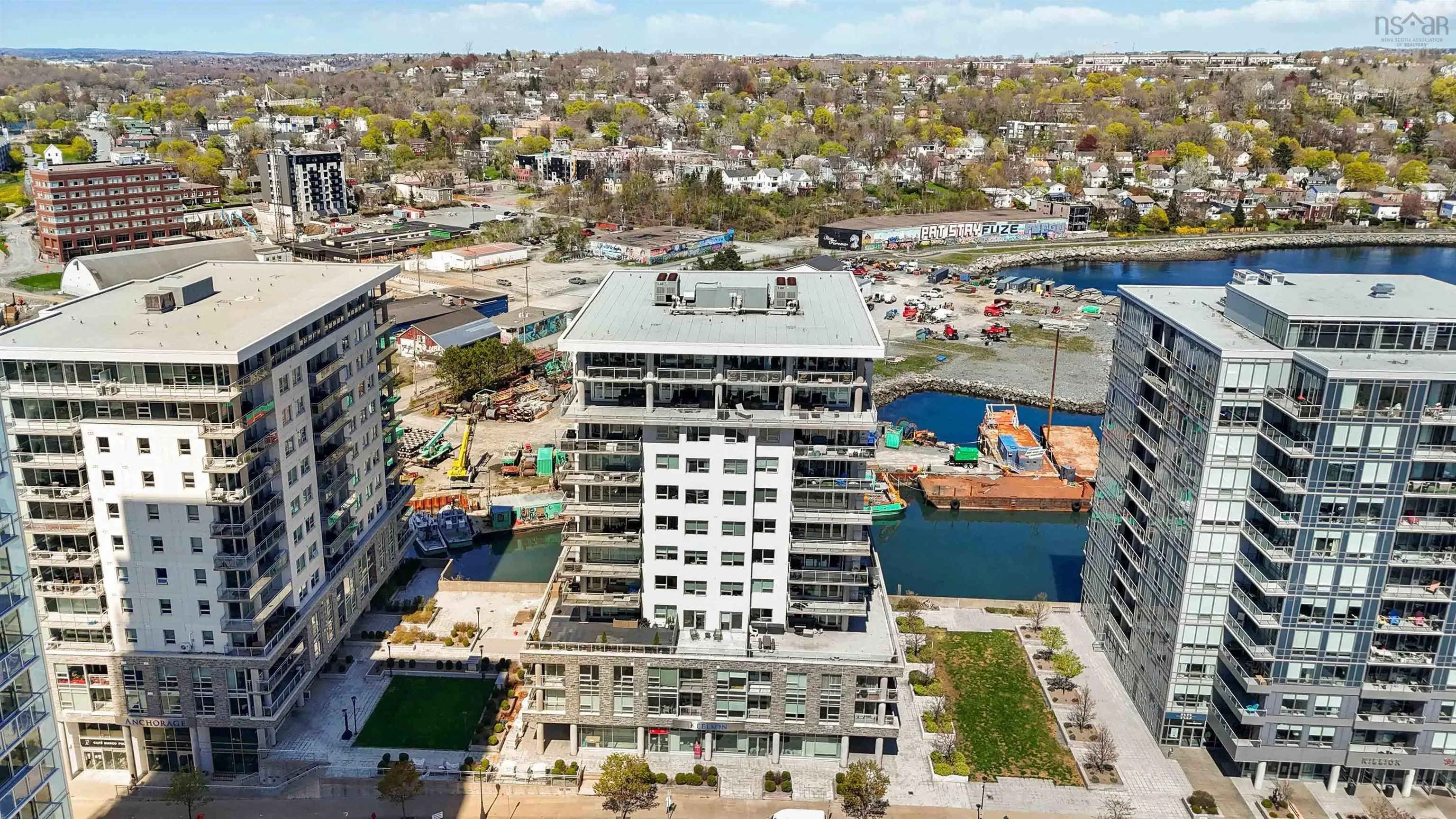 31 Kings Wharf Place, Dartmouth, NS B2Y 0C1, 2 Bedrooms Bedrooms, ,2 BathroomsBathrooms,Residential,For Sale,Kings Wharf Place,202511028