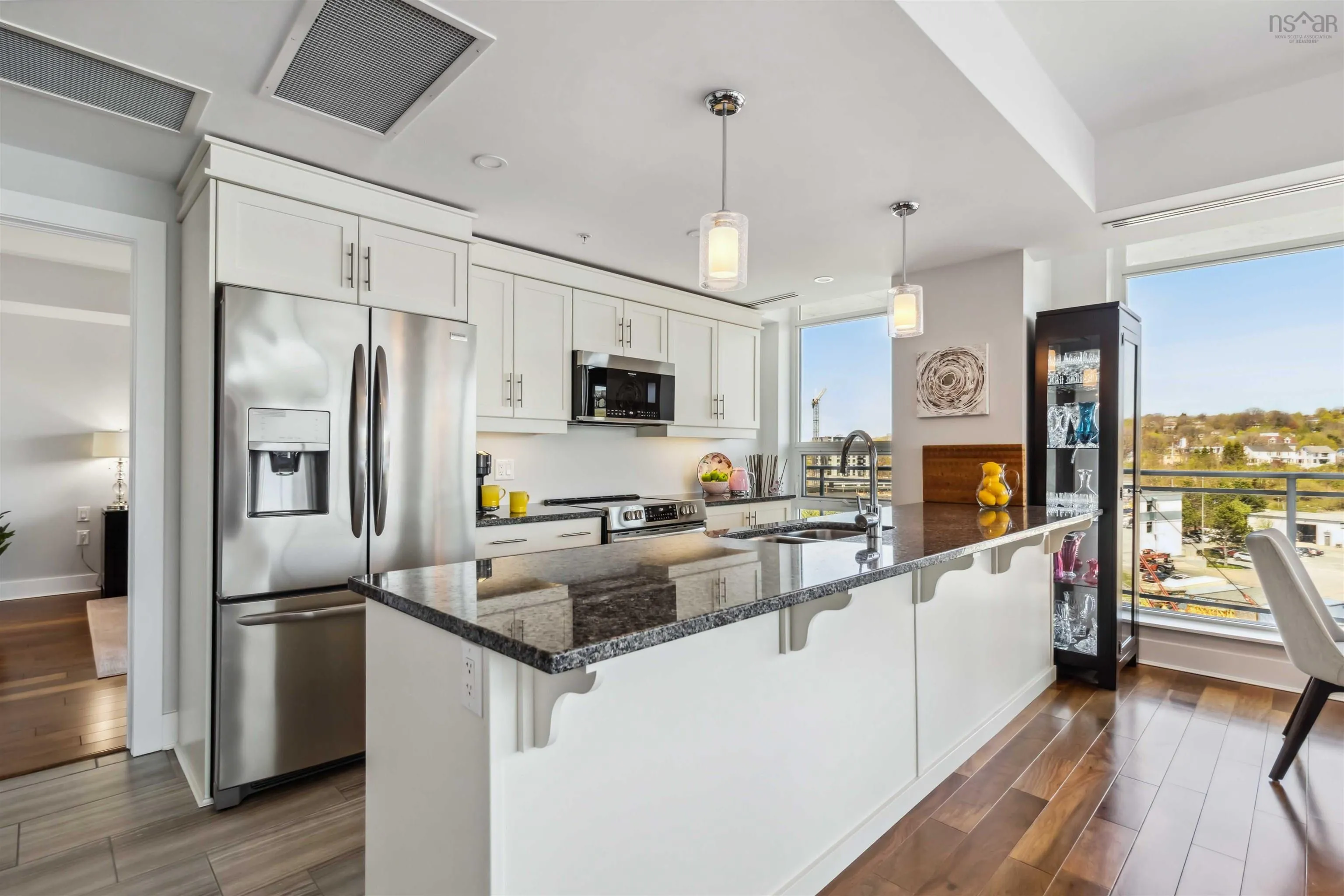 31 Kings Wharf Place, Dartmouth, NS B2Y 0C1, 2 Bedrooms Bedrooms, ,2 BathroomsBathrooms,Residential,For Sale,Kings Wharf Place,202511028