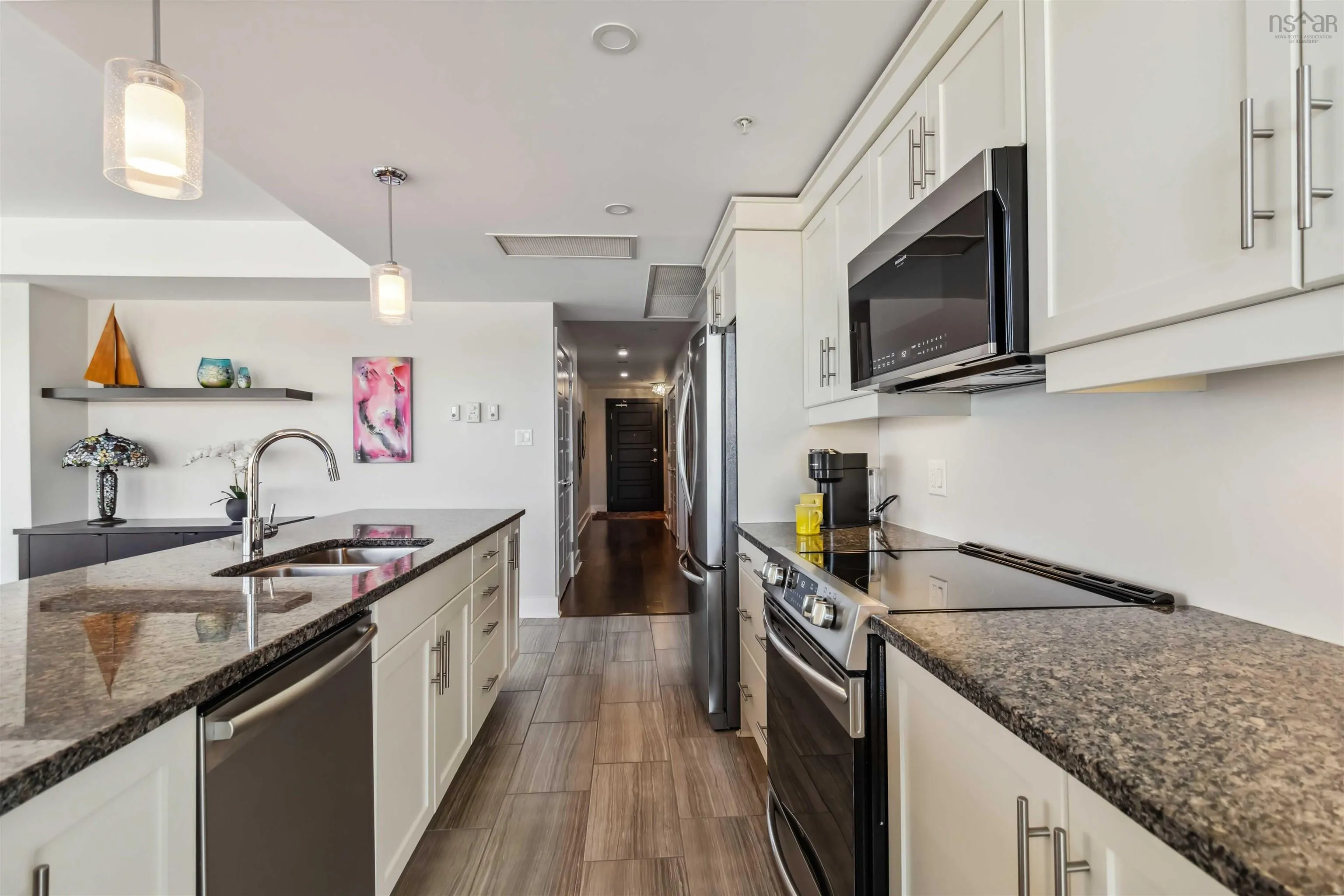 31 Kings Wharf Place, Dartmouth, NS B2Y 0C1, 2 Bedrooms Bedrooms, ,2 BathroomsBathrooms,Residential,For Sale,Kings Wharf Place,202511028