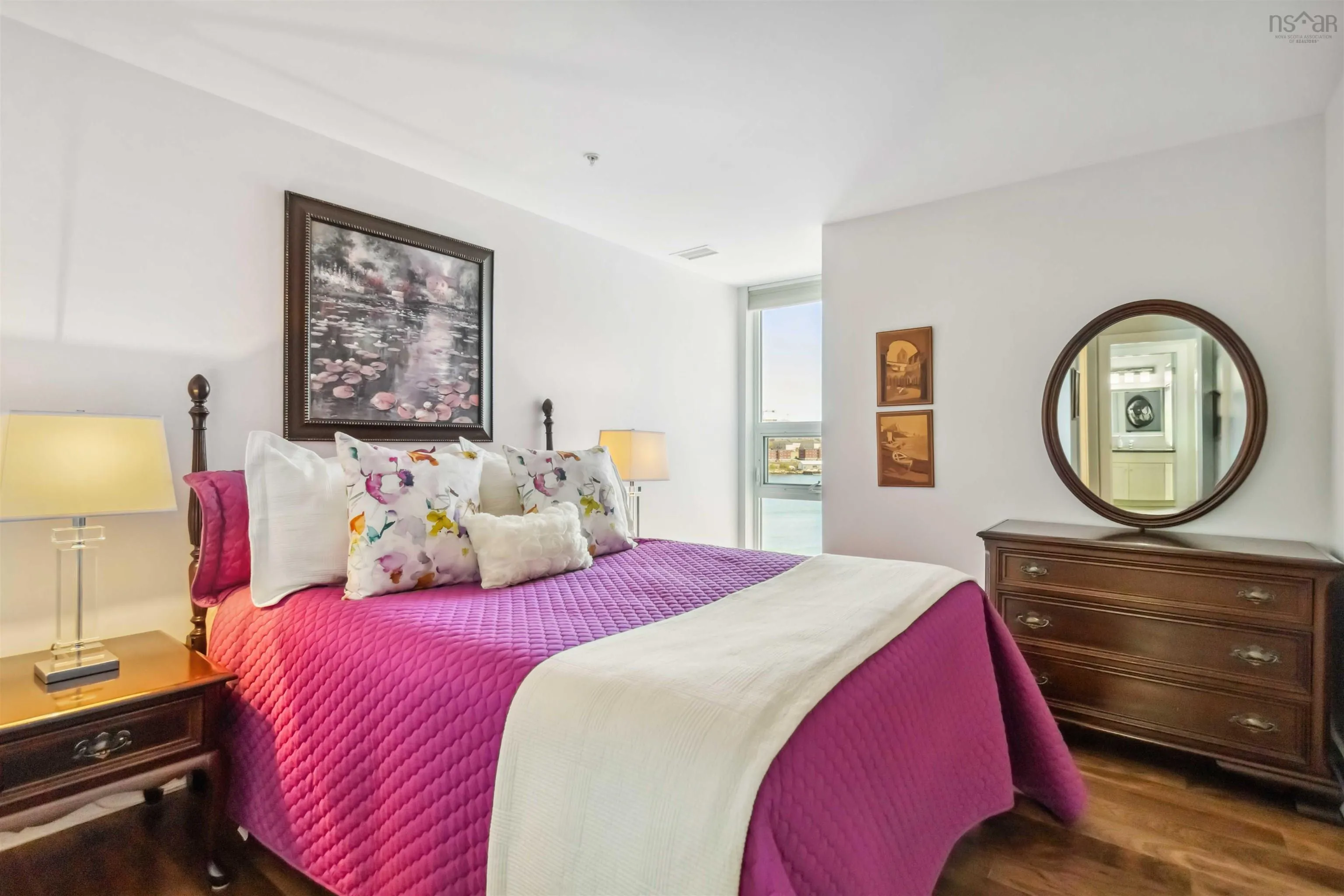 31 Kings Wharf Place, Dartmouth, NS B2Y 0C1, 2 Bedrooms Bedrooms, ,2 BathroomsBathrooms,Residential,For Sale,Kings Wharf Place,202511028