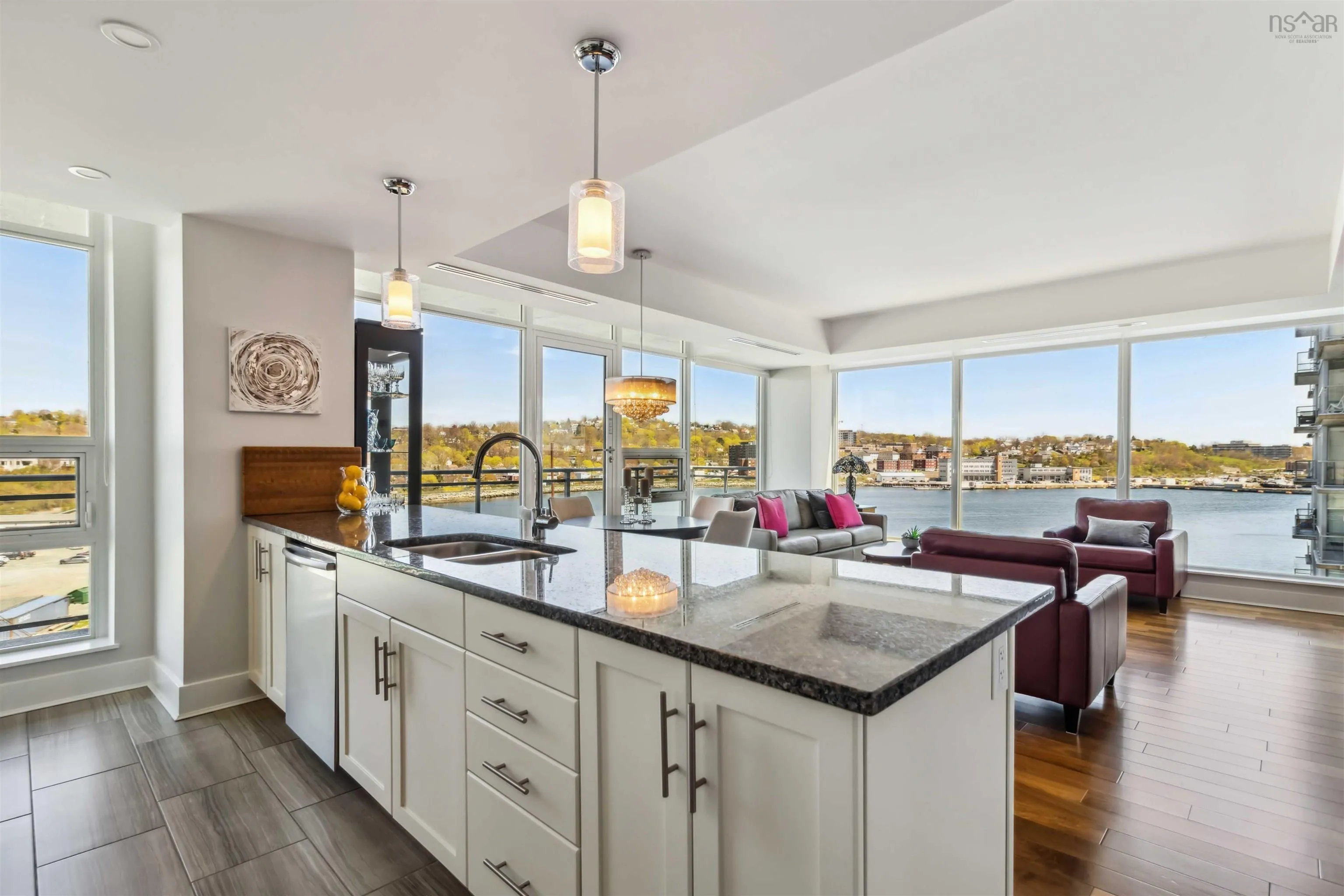 31 Kings Wharf Place, Dartmouth, NS B2Y 0C1, 2 Bedrooms Bedrooms, ,2 BathroomsBathrooms,Residential,For Sale,Kings Wharf Place,202511028
