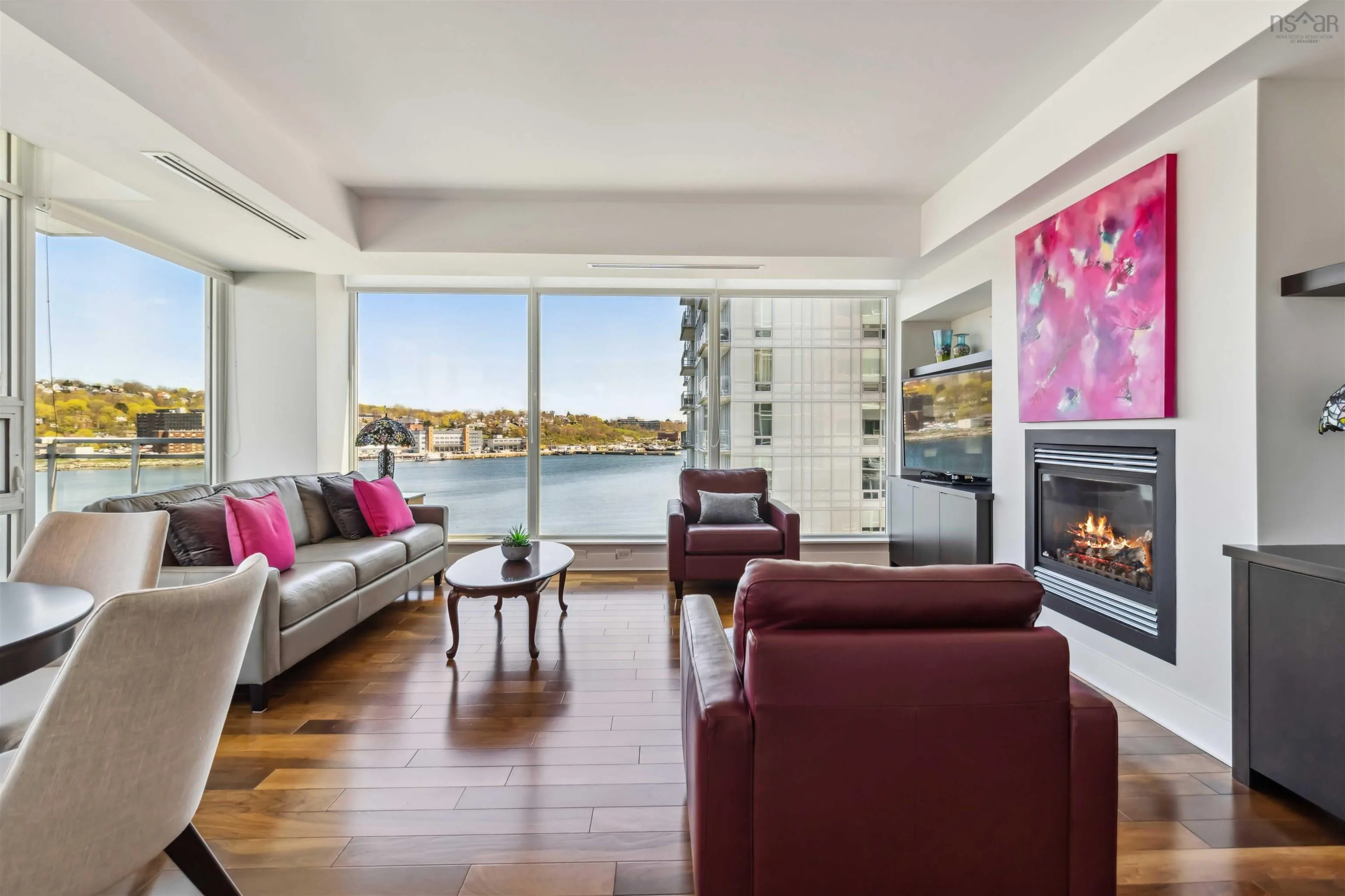 31 Kings Wharf Place, Dartmouth, NS B2Y 0C1, 2 Bedrooms Bedrooms, ,2 BathroomsBathrooms,Residential,For Sale,Kings Wharf Place,202511028