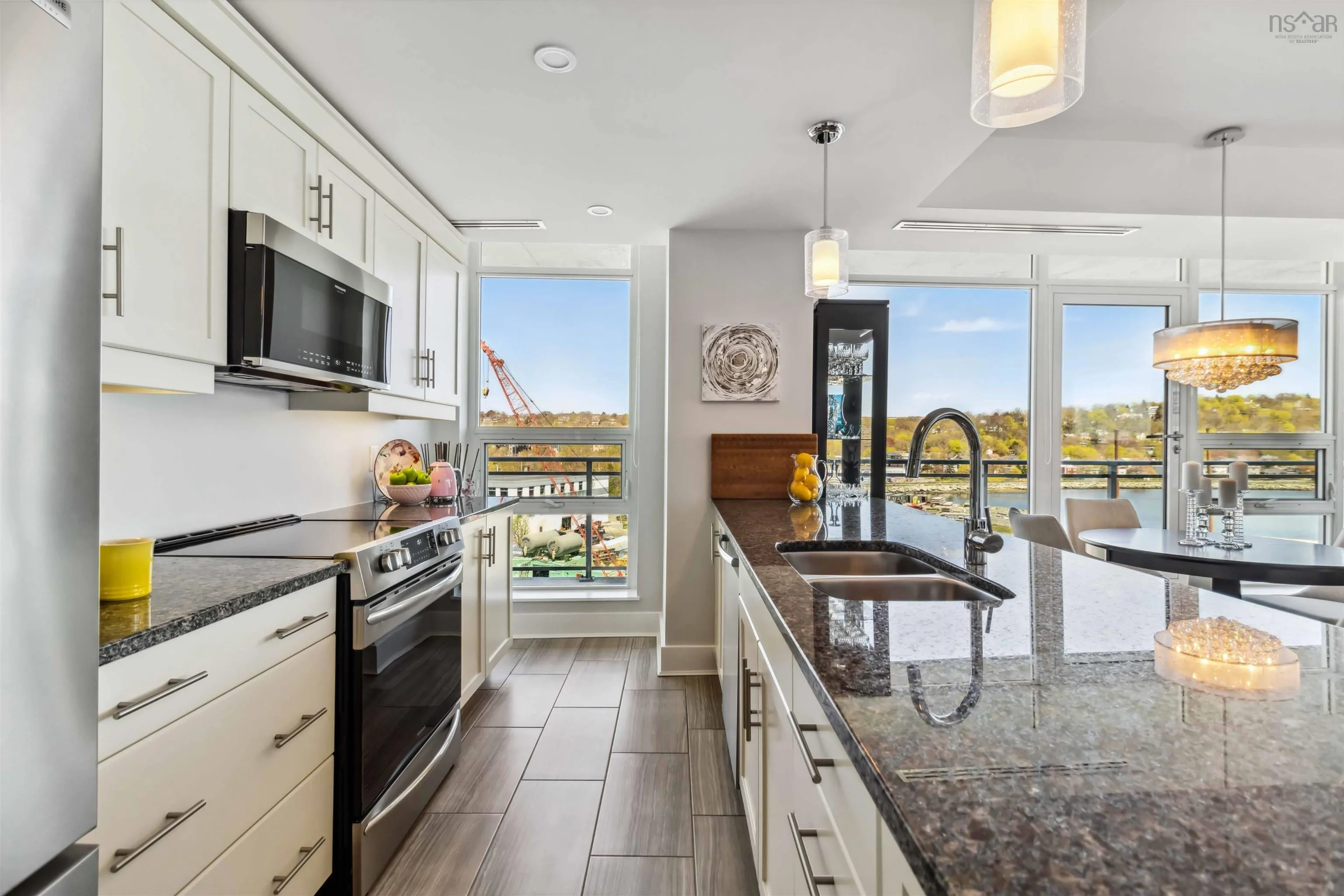 31 Kings Wharf Place, Dartmouth, NS B2Y 0C1, 2 Bedrooms Bedrooms, ,2 BathroomsBathrooms,Residential,For Sale,Kings Wharf Place,202511028