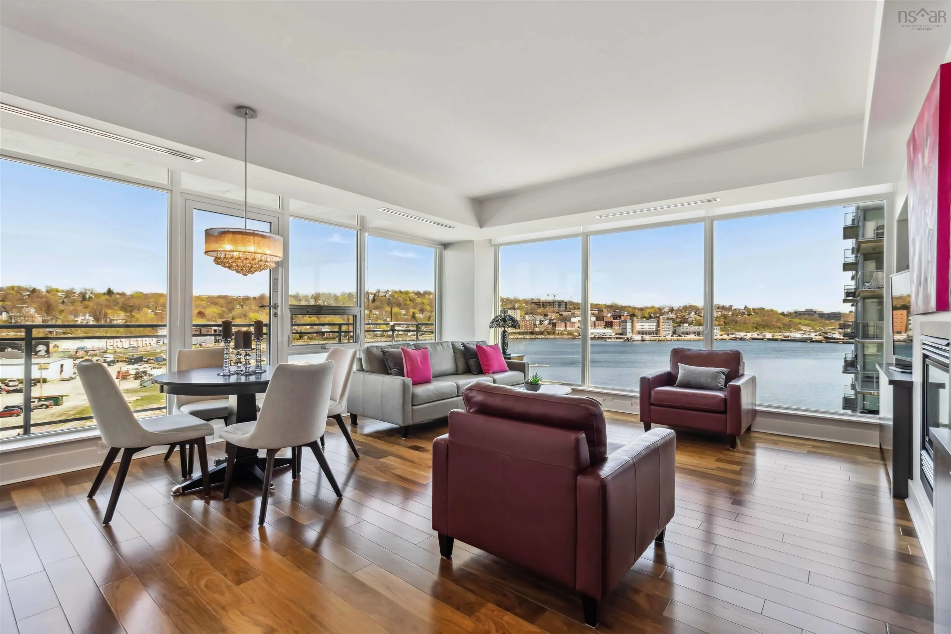 31 Kings Wharf Place, Dartmouth, NS B2Y 0C1, 2 Bedrooms Bedrooms, ,2 BathroomsBathrooms,Residential,For Sale,Kings Wharf Place,202511028
