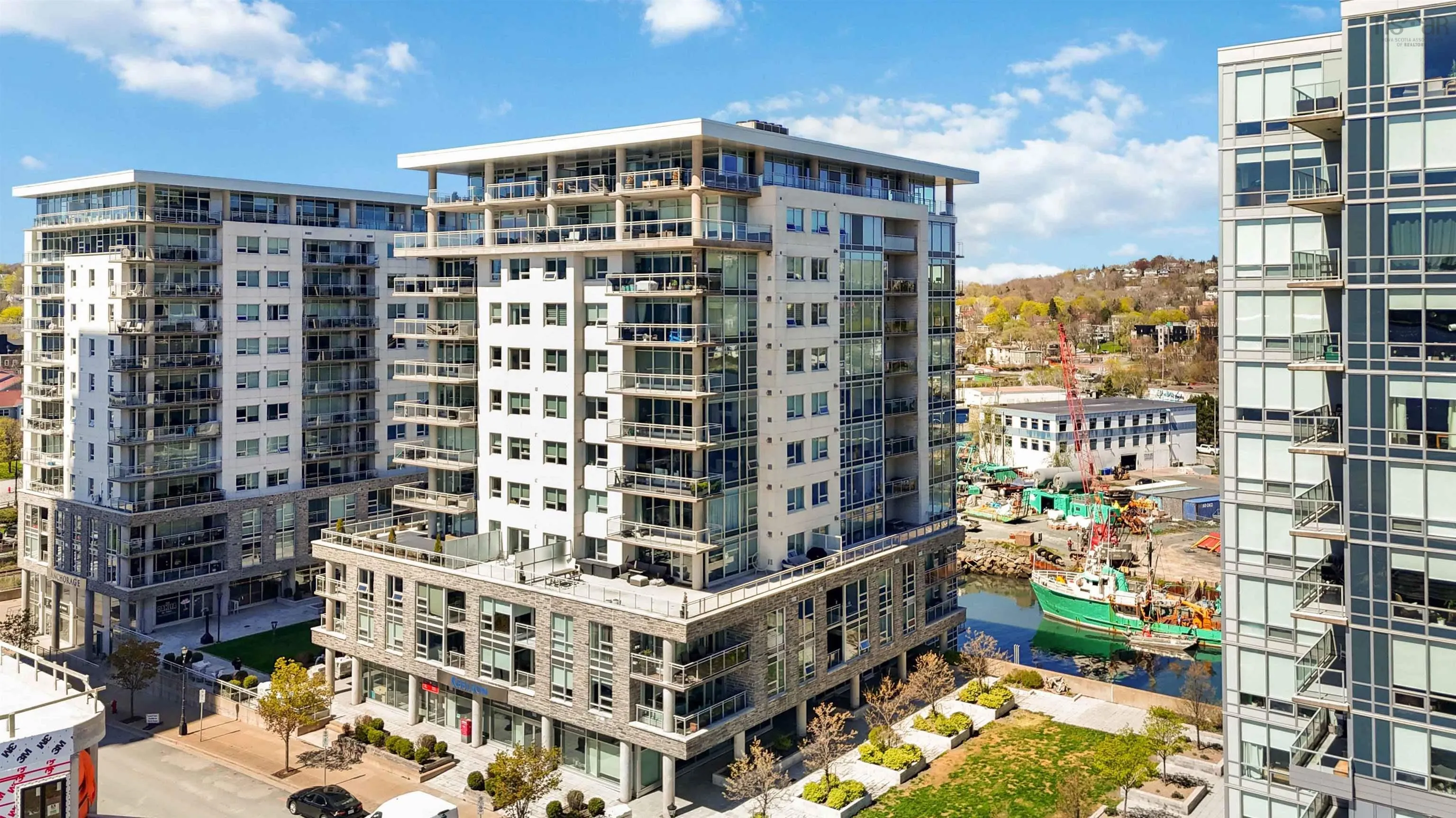 31 Kings Wharf Place, Dartmouth, NS B2Y 0C1, 2 Bedrooms Bedrooms, ,2 BathroomsBathrooms,Residential,For Sale,Kings Wharf Place,202511028