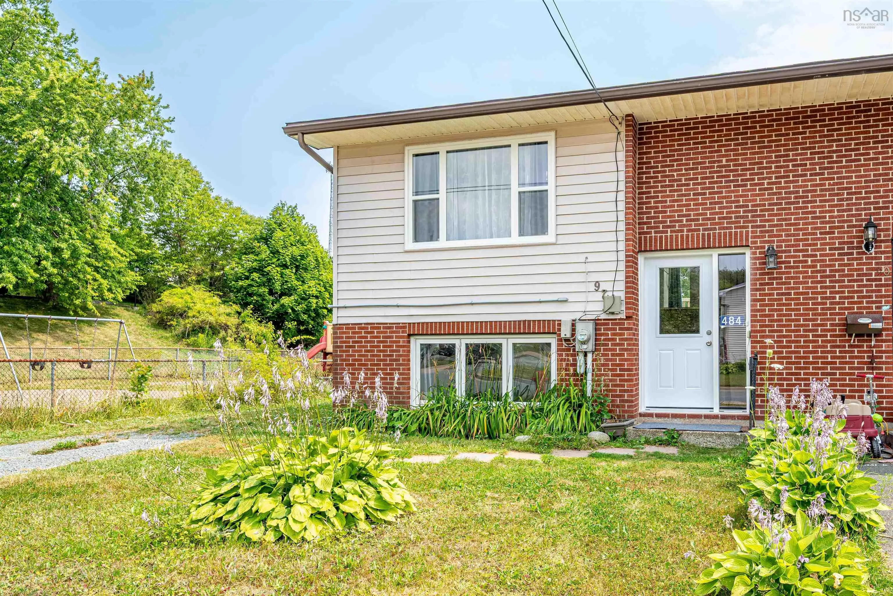 484 Renfrew Street, Dartmouth, NS B2Y 2M5, 3 Bedrooms Bedrooms, ,2 BathroomsBathrooms,Residential,For Sale,Renfrew,202519931