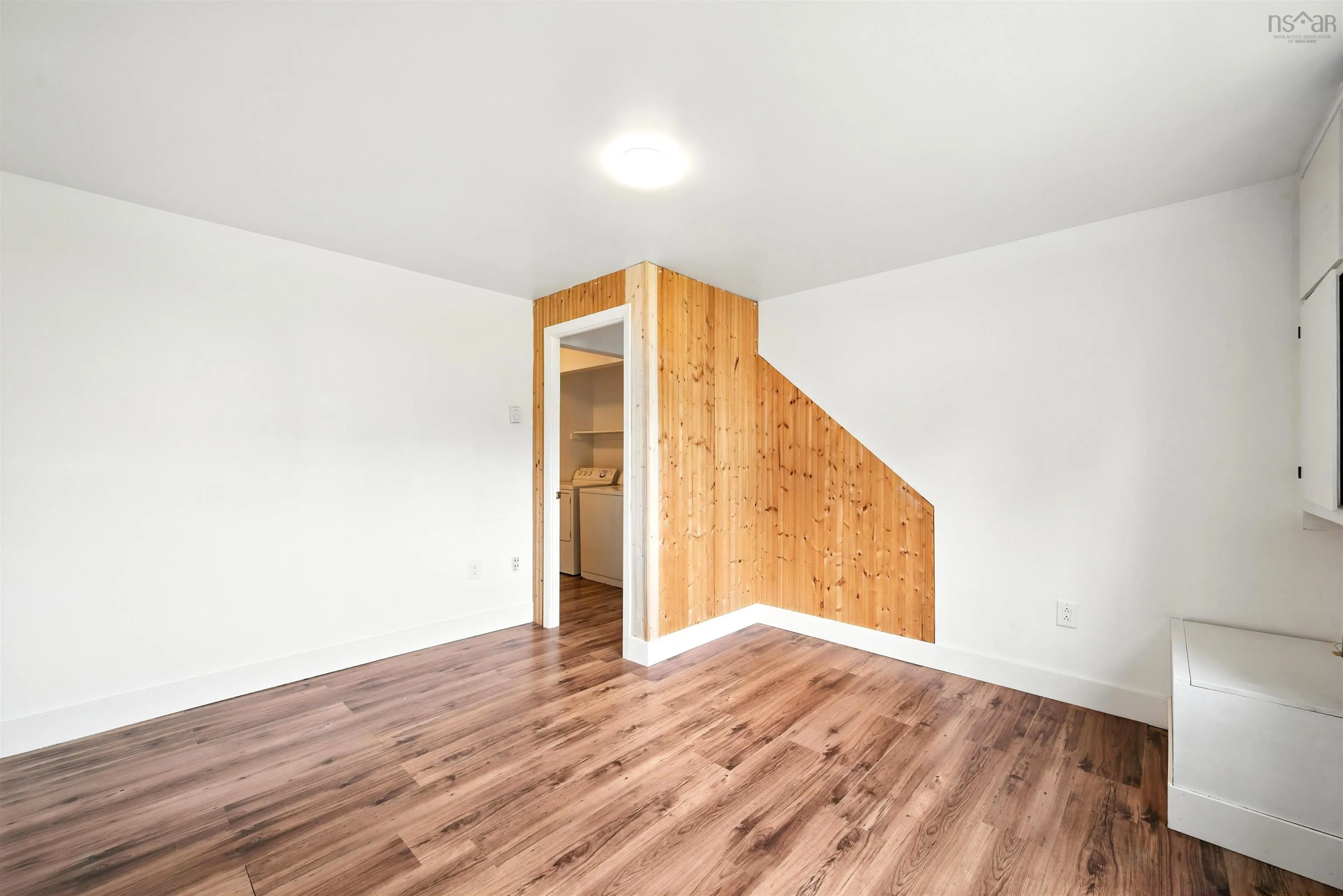 484 Renfrew Street, Dartmouth, NS B2Y 2M5, 3 Bedrooms Bedrooms, ,2 BathroomsBathrooms,Residential,For Sale,Renfrew,202519931