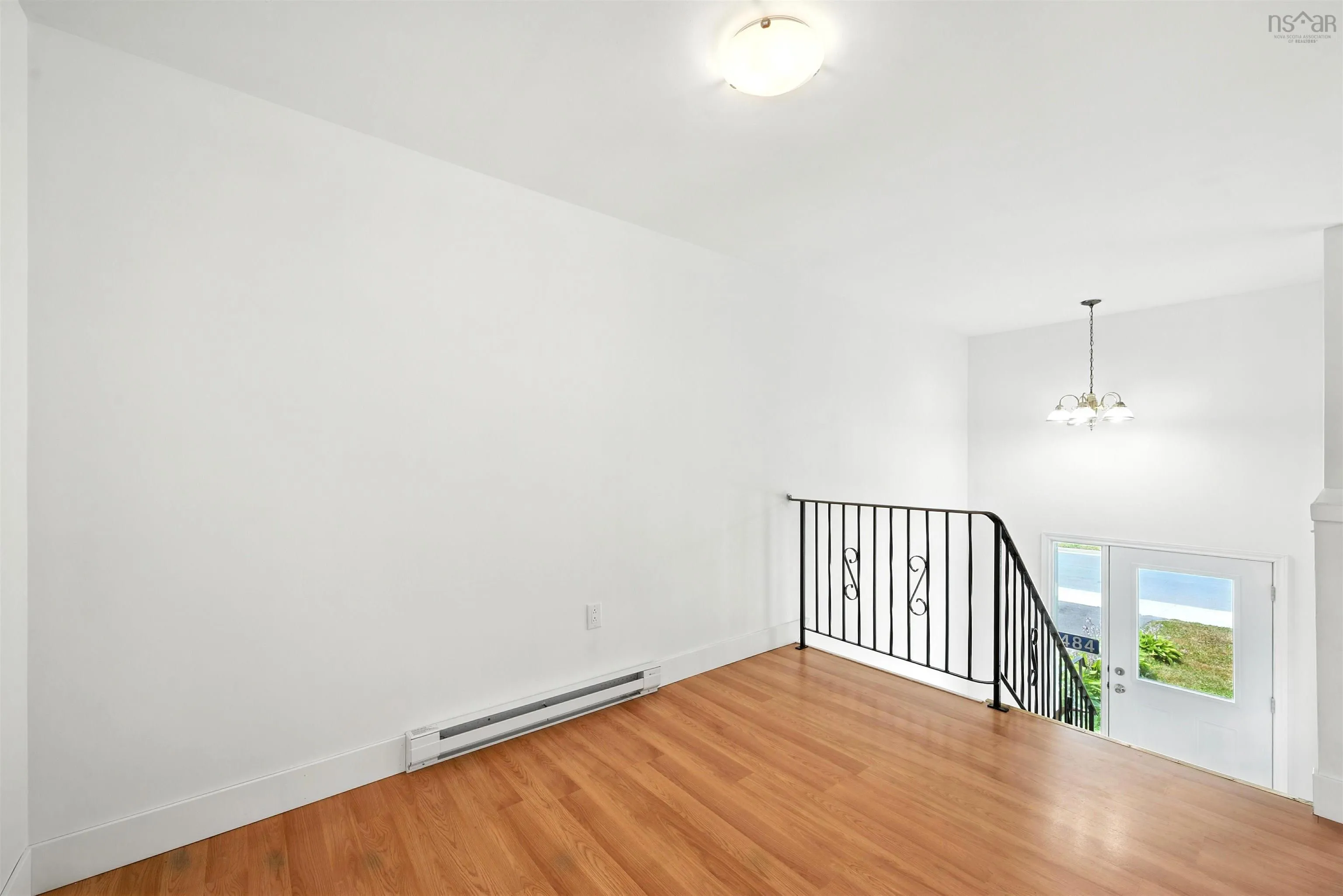 484 Renfrew Street, Dartmouth, NS B2Y 2M5, 3 Bedrooms Bedrooms, ,2 BathroomsBathrooms,Residential,For Sale,Renfrew,202519931